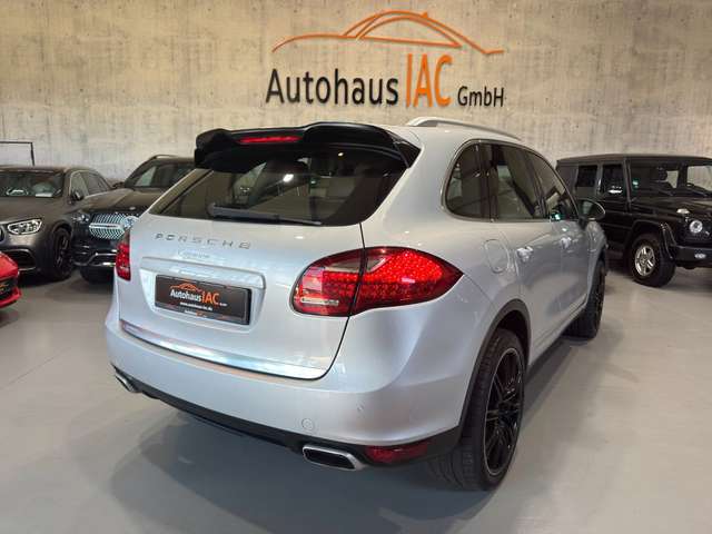 Porsche Cayenne /PANO/AHK/NAVI/LED/SHZ/LEDER/BI-XENON/TEM