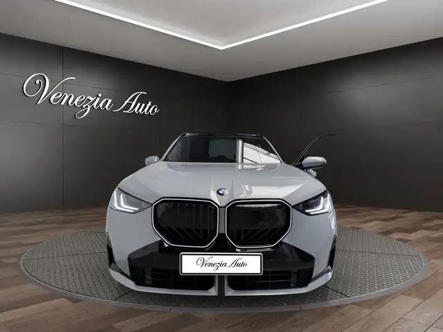 BMW X3 view 2