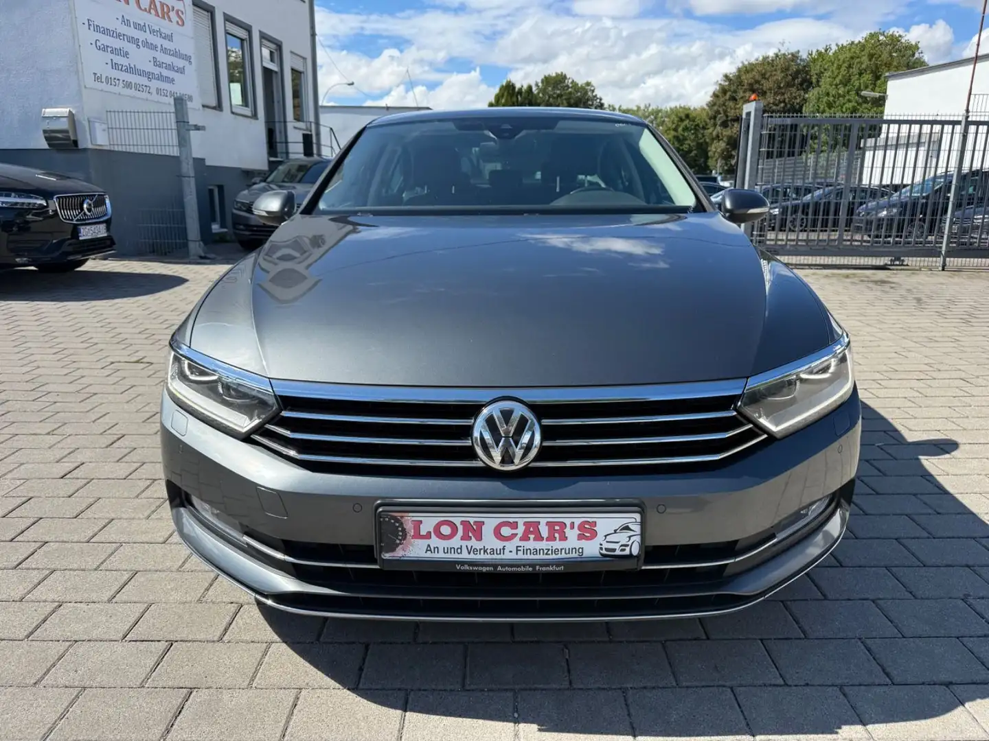 Volkswagen Passat Lim. Highline/Navi/Kamera/Led/Alcantara Gris - 2