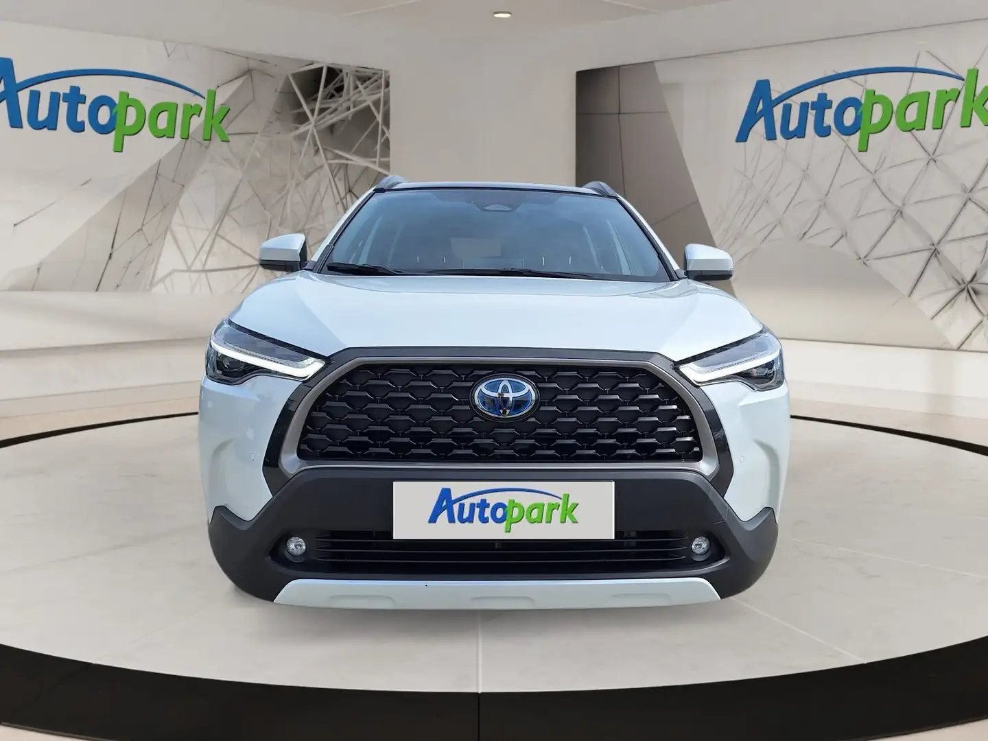 Toyota Corolla Cross 2,0 Hybrid Design FWD Weiß - 2