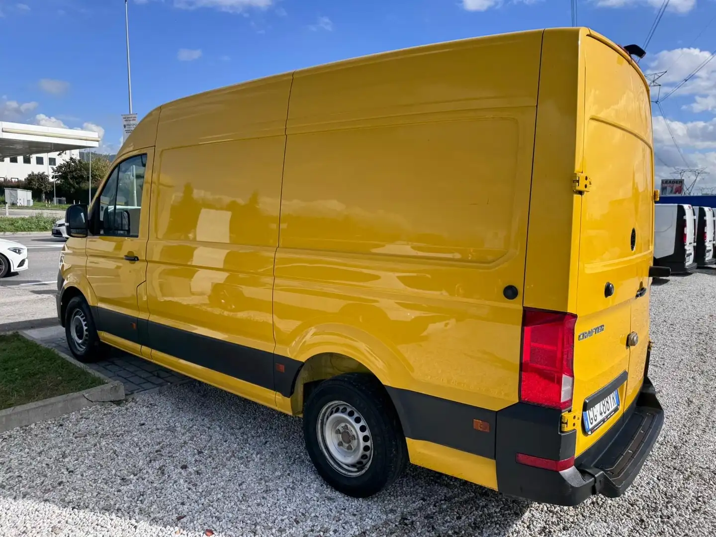 Volkswagen Crafter 2.0 Tdi Cargo 140CV Più Iva 22% Giallo - 2