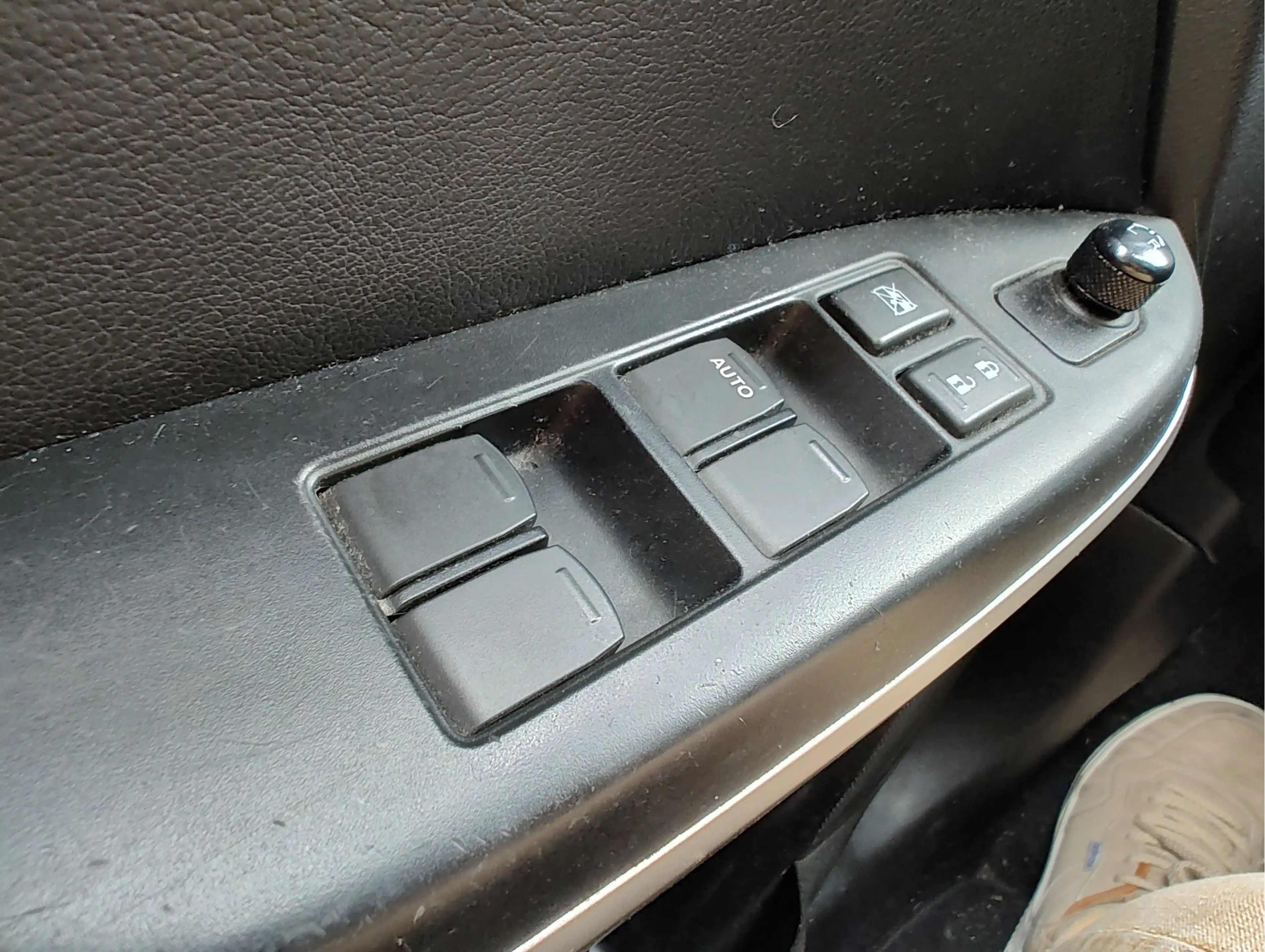 Suzuki Baleno 1.2 SMART HYBRID HIGH EXECUTIVE Xenon | Adaptive C — photo 16