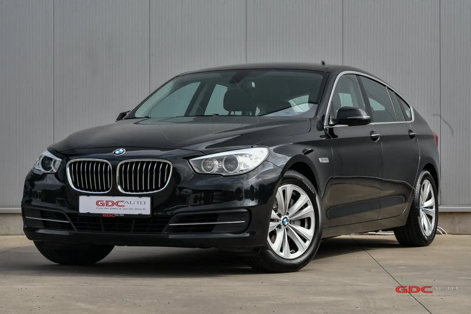 BMW 520 520d Gran Turismo Aut. Zwart - 2