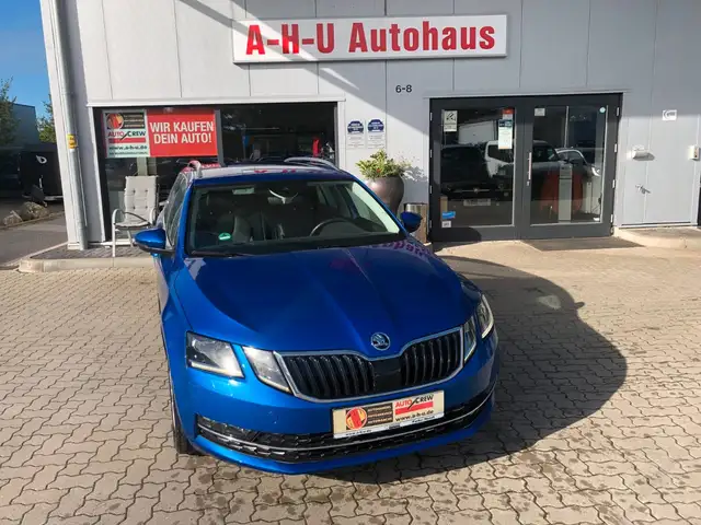 Skoda Octavia Combi Premium Edition