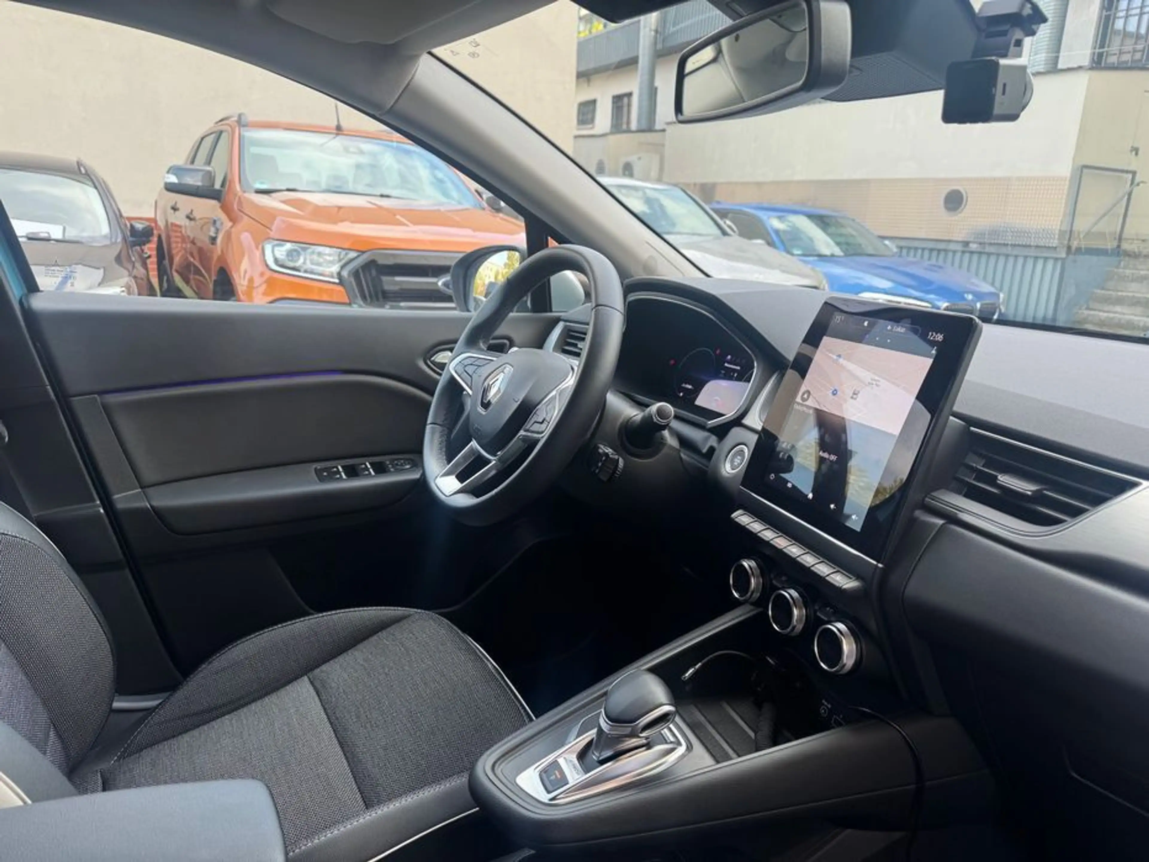 Renault Captur II Intens 360° Sitzheizung Alletter NEU — photo 9