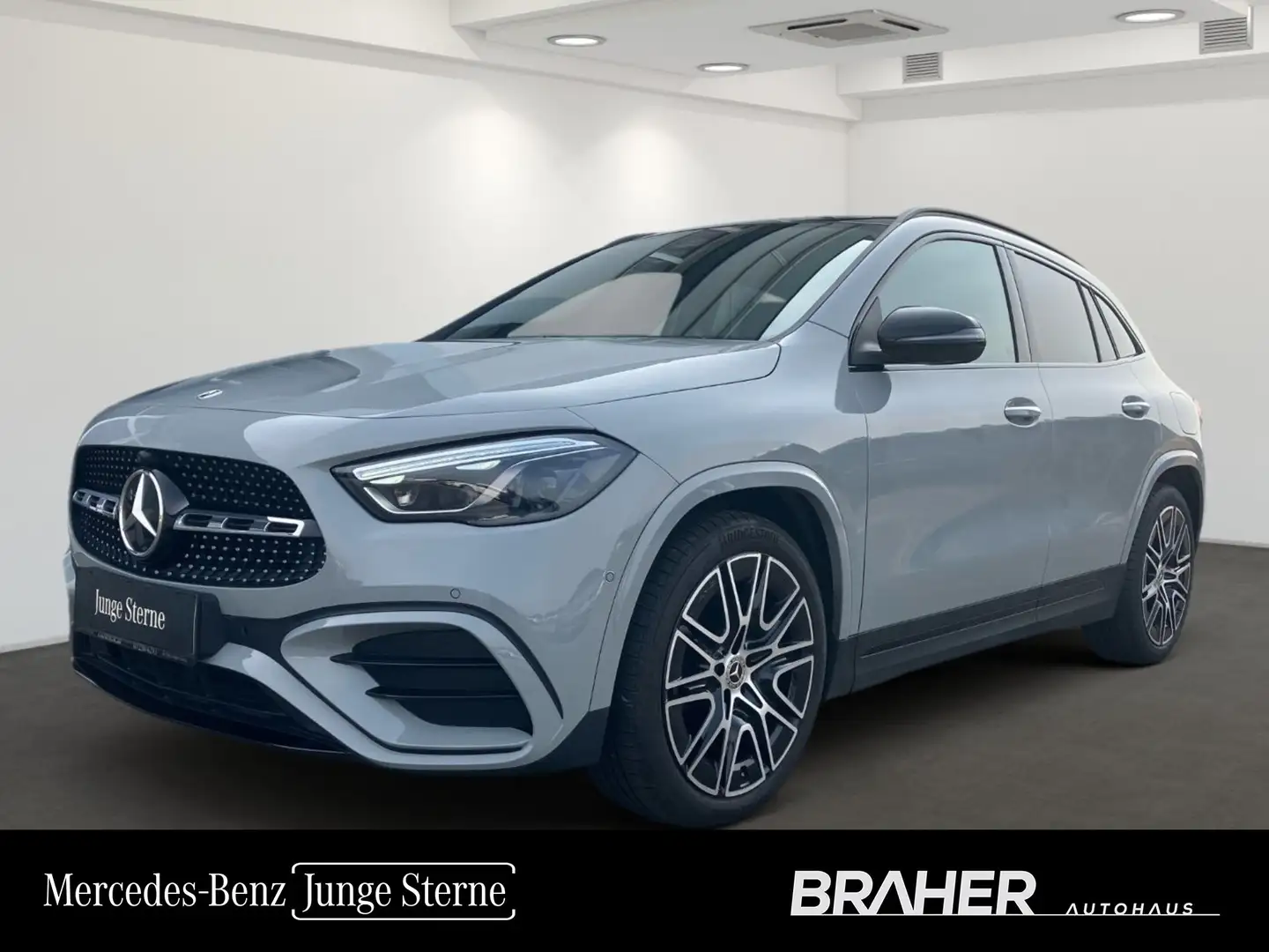 Mercedes-Benz GLA 200 d 4Matic AMG Line AMG Night MBUX Ambi Grau - 1