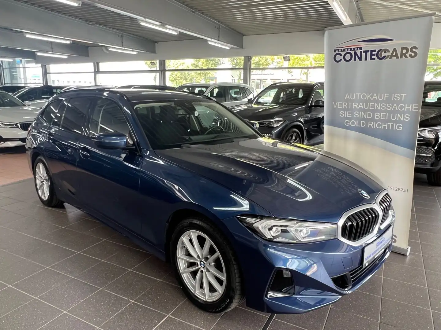 BMW 318 d Touring Facelift+Driving Assistant+LED+AHK Bleu - 1