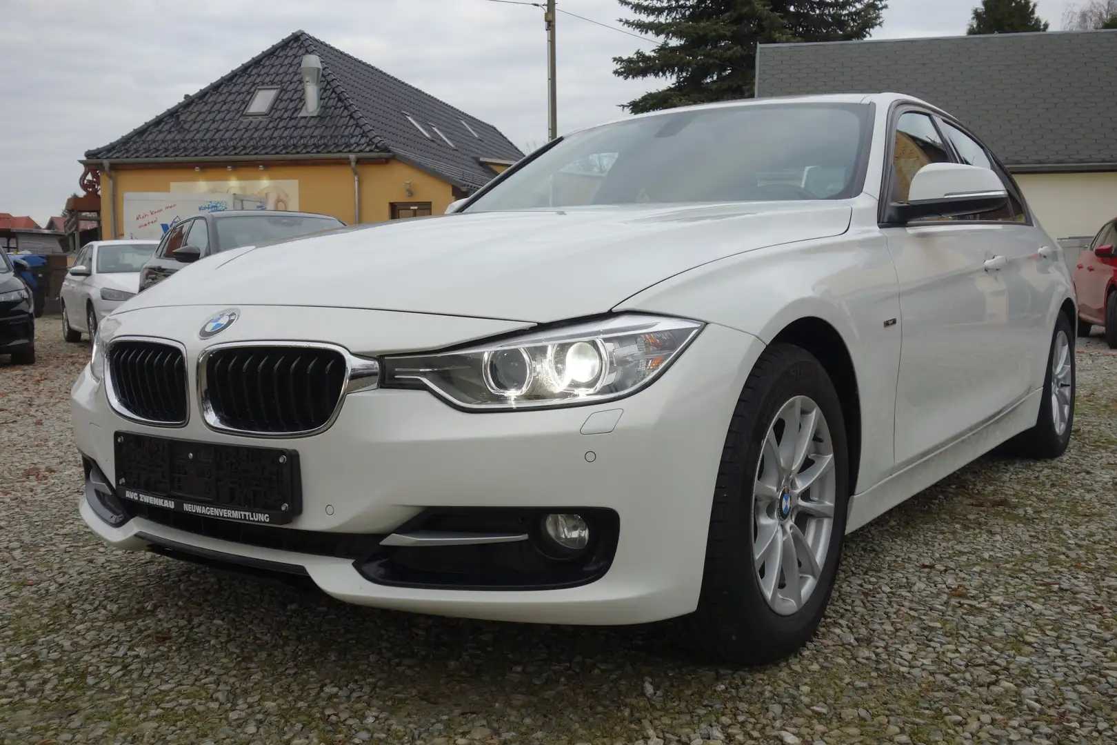 BMW 318 Leder /Anhängerkupplung Blanc - 1