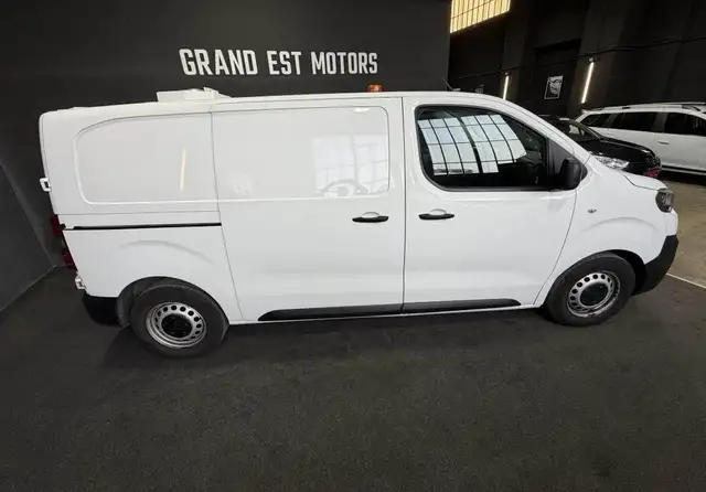 Peugeot Expert view 5