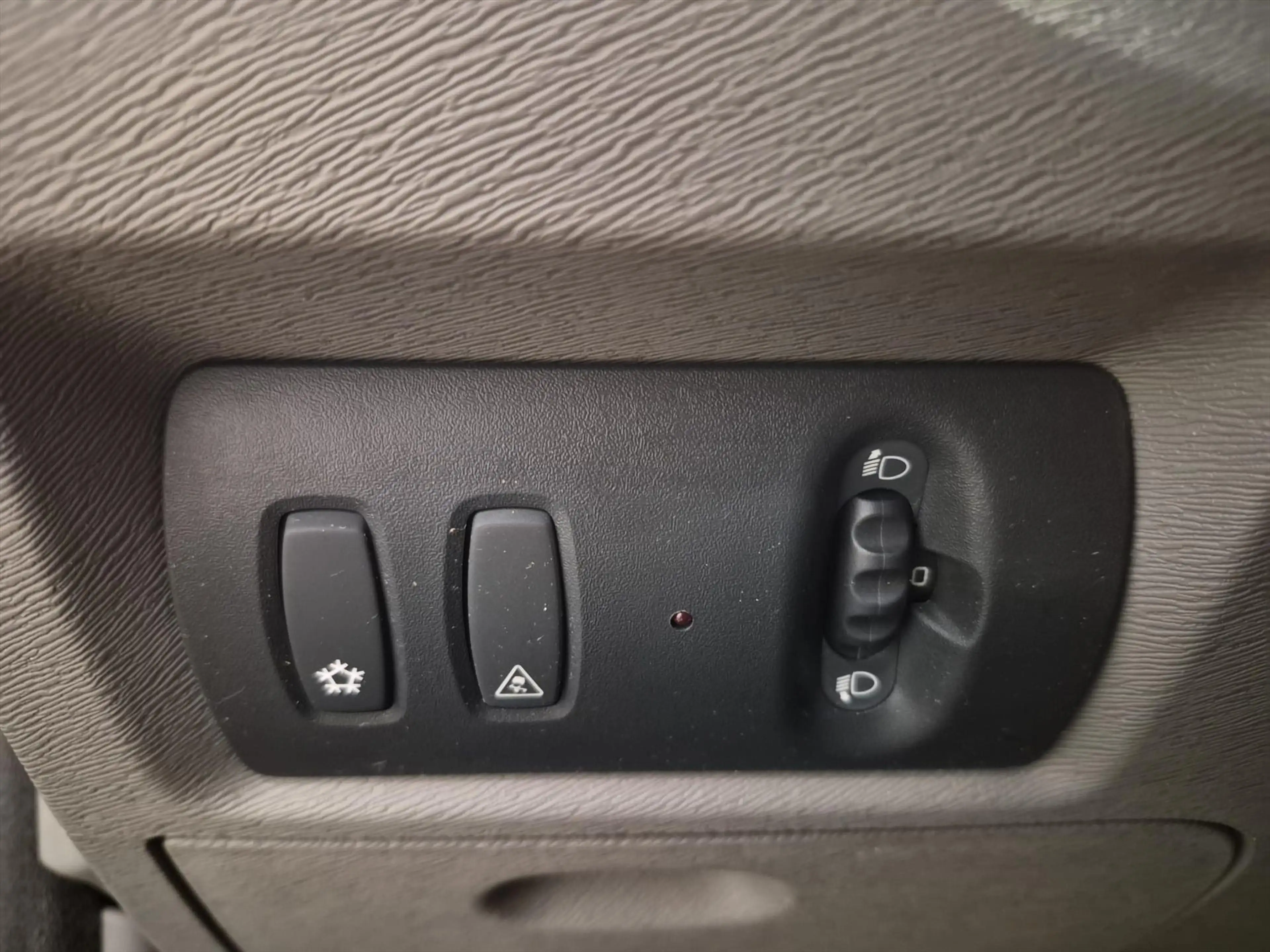 Renault Kangoo Rolstoelauto 3+1 — photo 30