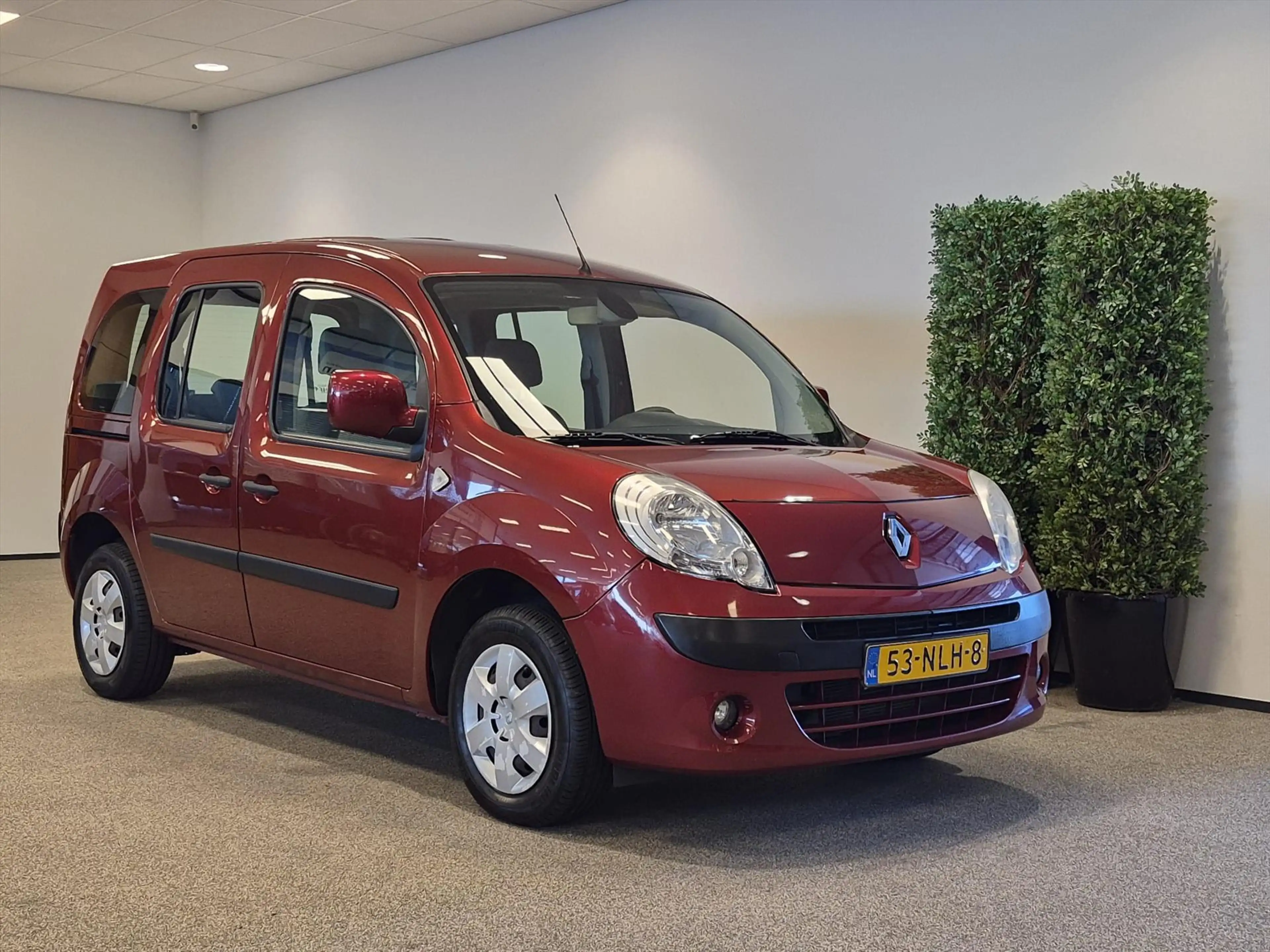 Renault Kangoo Rolstoelauto 3+1 — photo 11
