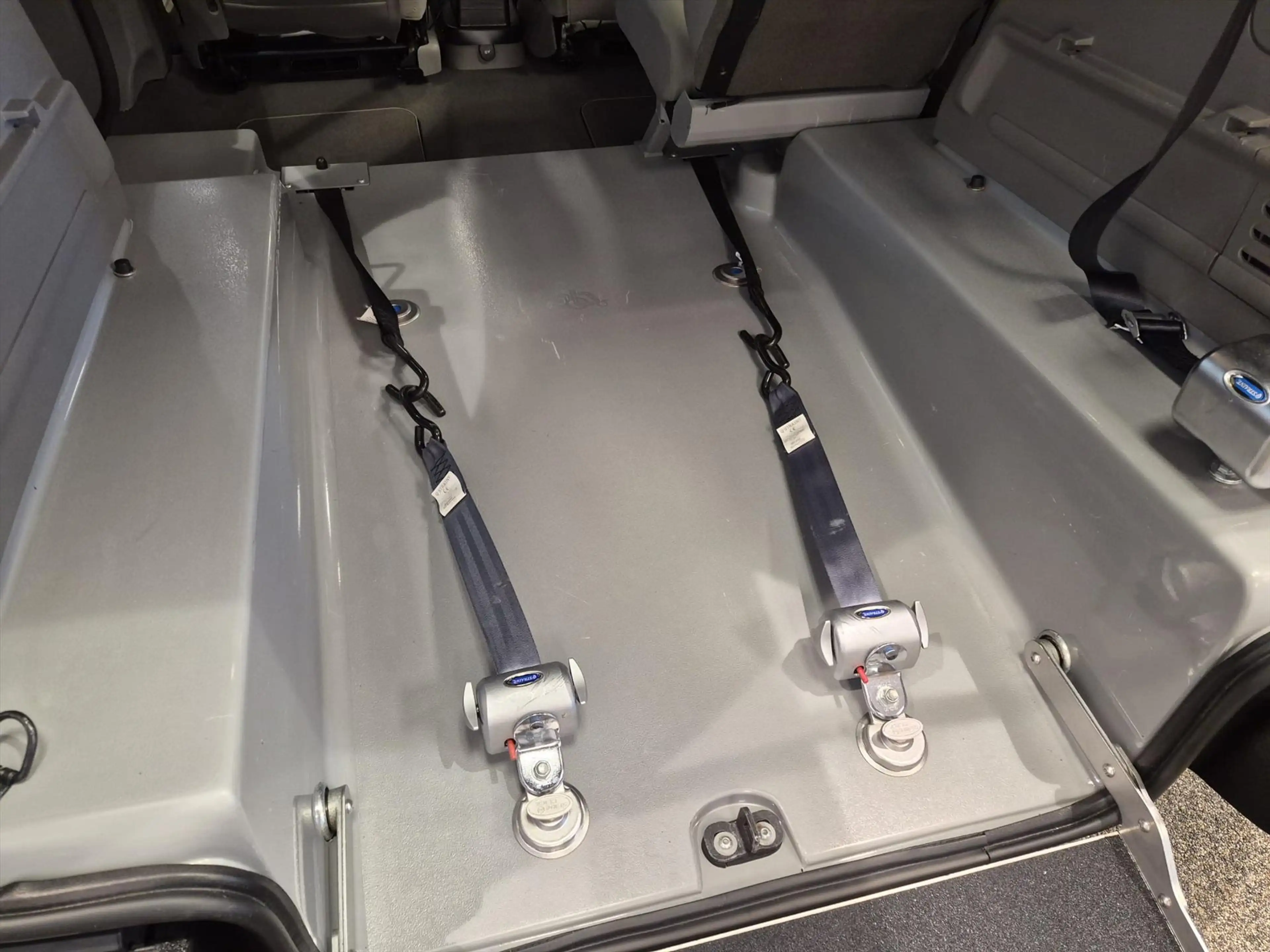 Renault Kangoo Rolstoelauto 3+1 — photo 5