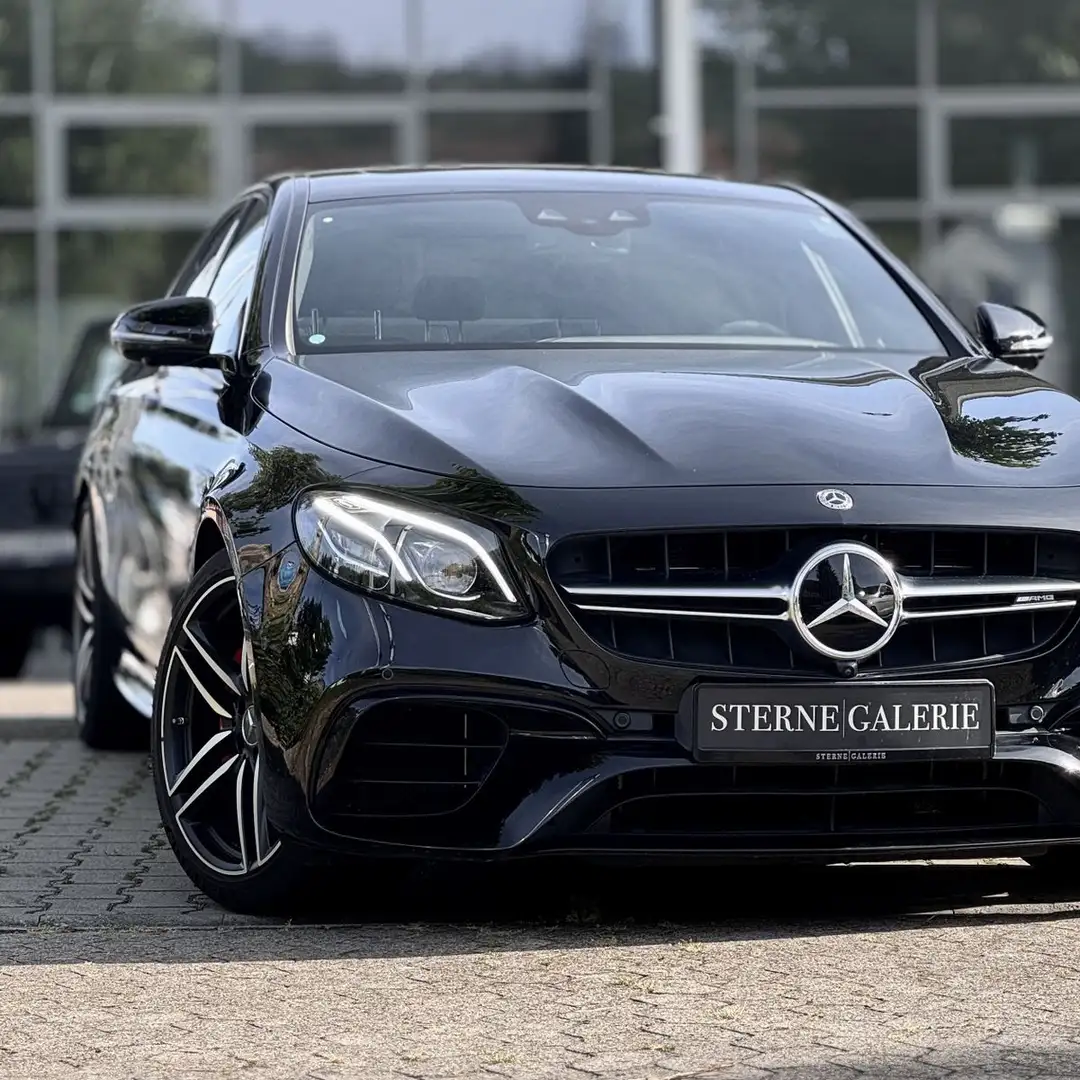 Mercedes-Benz E 63 AMG S/4M+/BURM/DISTRO/360°/AIRM Sportp. Bi Schwarz - 1