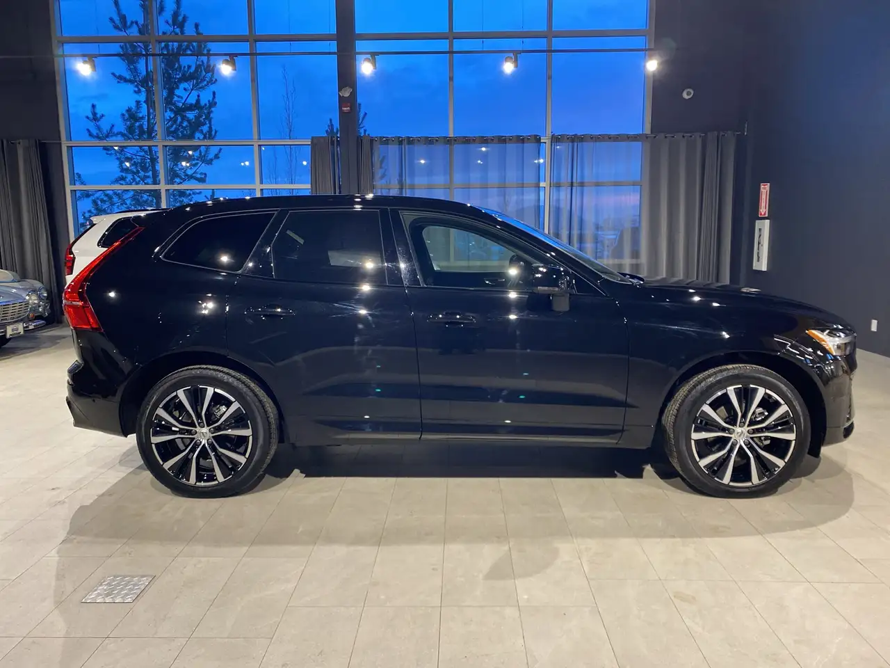 Volvo XC60 снимка Volvo XC60
