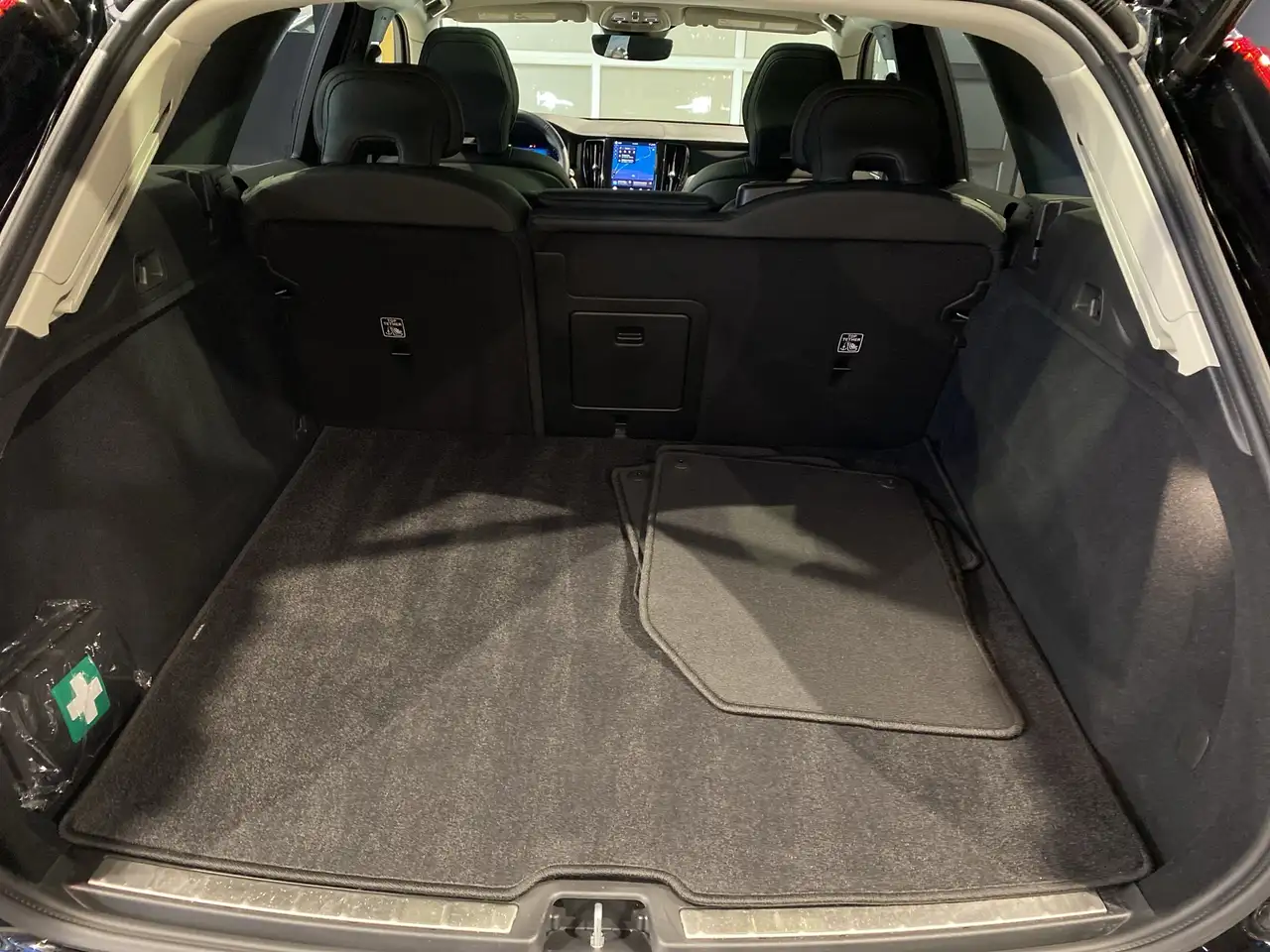 Volvo XC60 снимка Volvo XC60