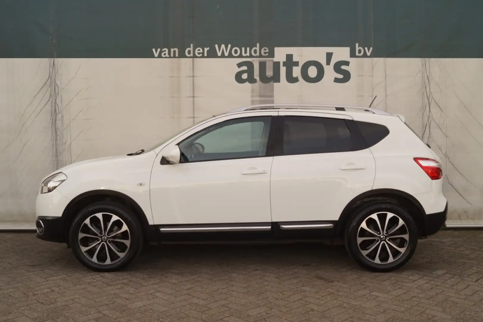 Nissan Qashqai 2.0 142pk Automaat Connect Edition -LPG-G3-PANO-EC Wit - 1