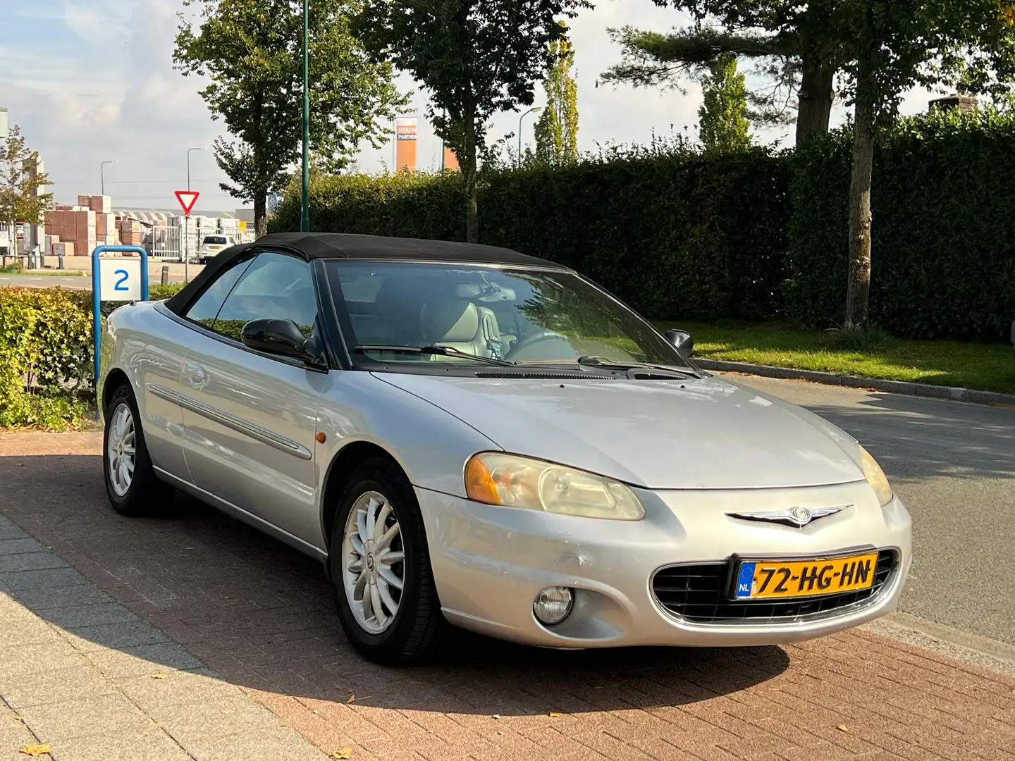 Chrysler Sebring 2.7i-V6 24V LX Convertible ** CABRIO Grijs - 2