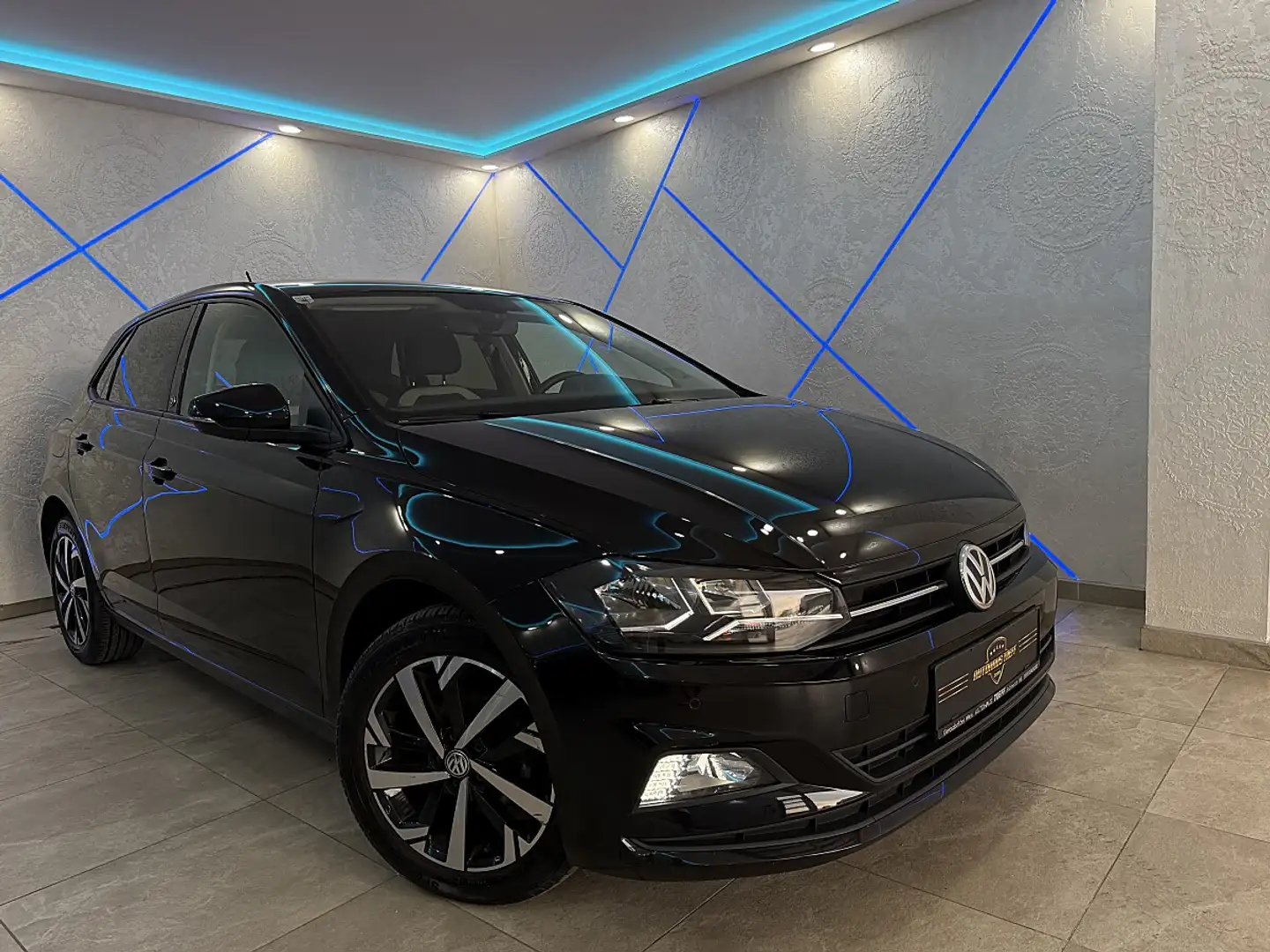Volkswagen Polo 1,0 beats TSI DSG*LED*BEATS*CARPLAY*PDC*SITZHEI... Schwarz - 2