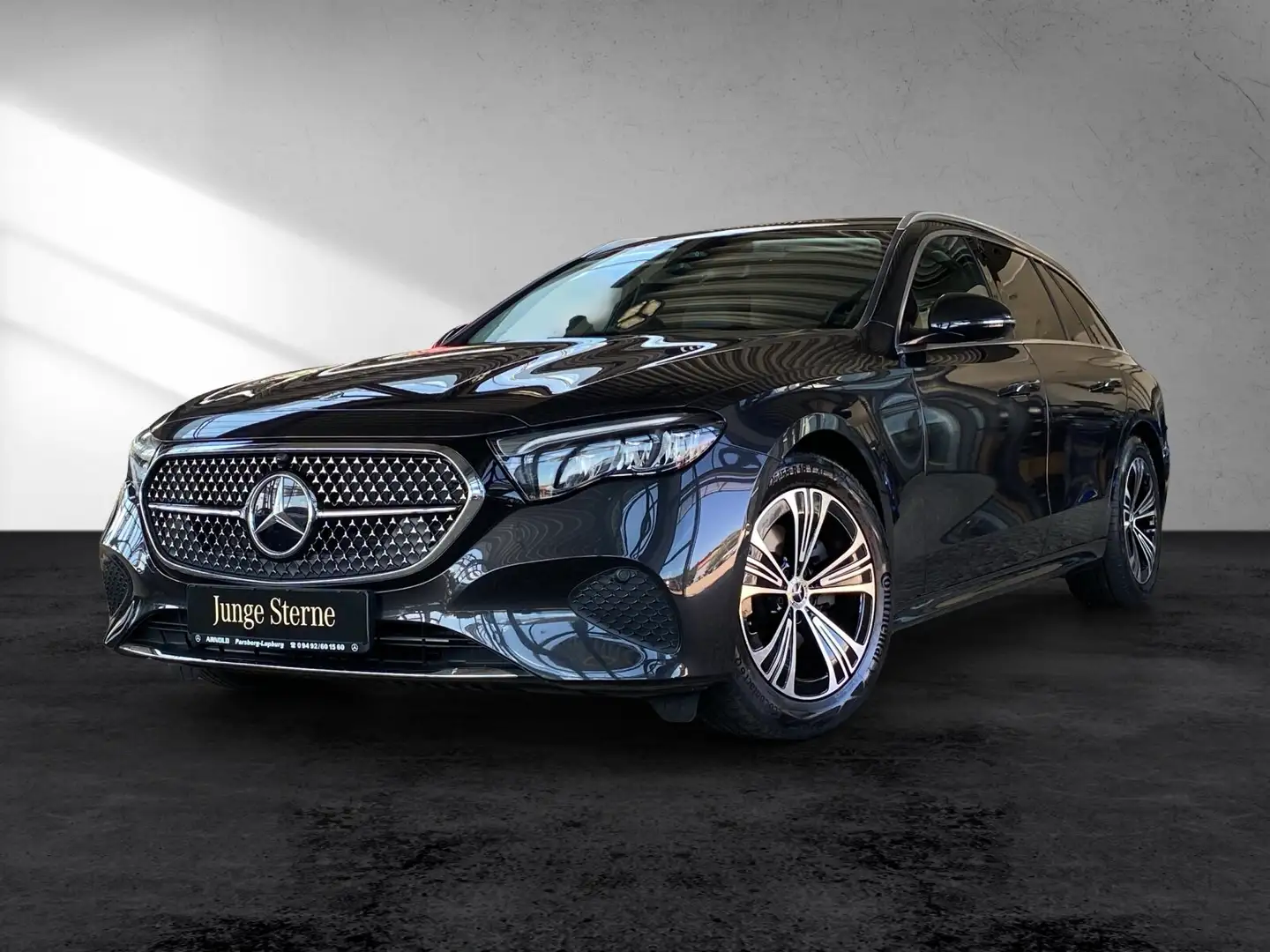Mercedes-Benz E 220 E 220 T d Avantgarde AHK Distr Kamera Totw. LED Grau - 2