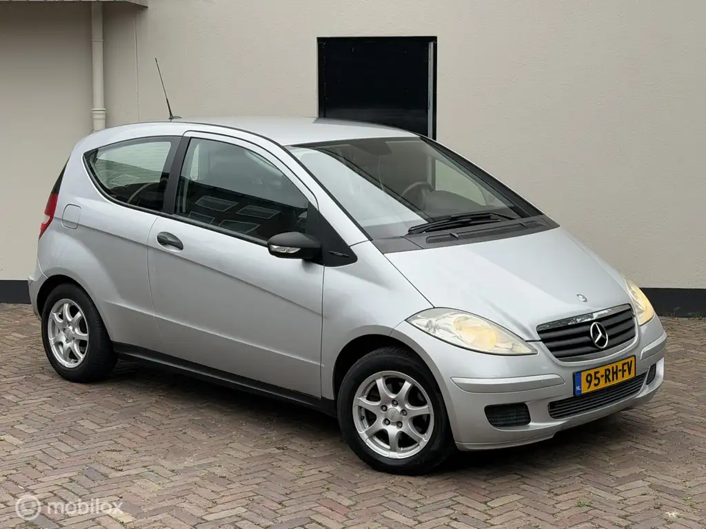 Mercedes-Benz A 150 2005 из Европы — купить под ключ