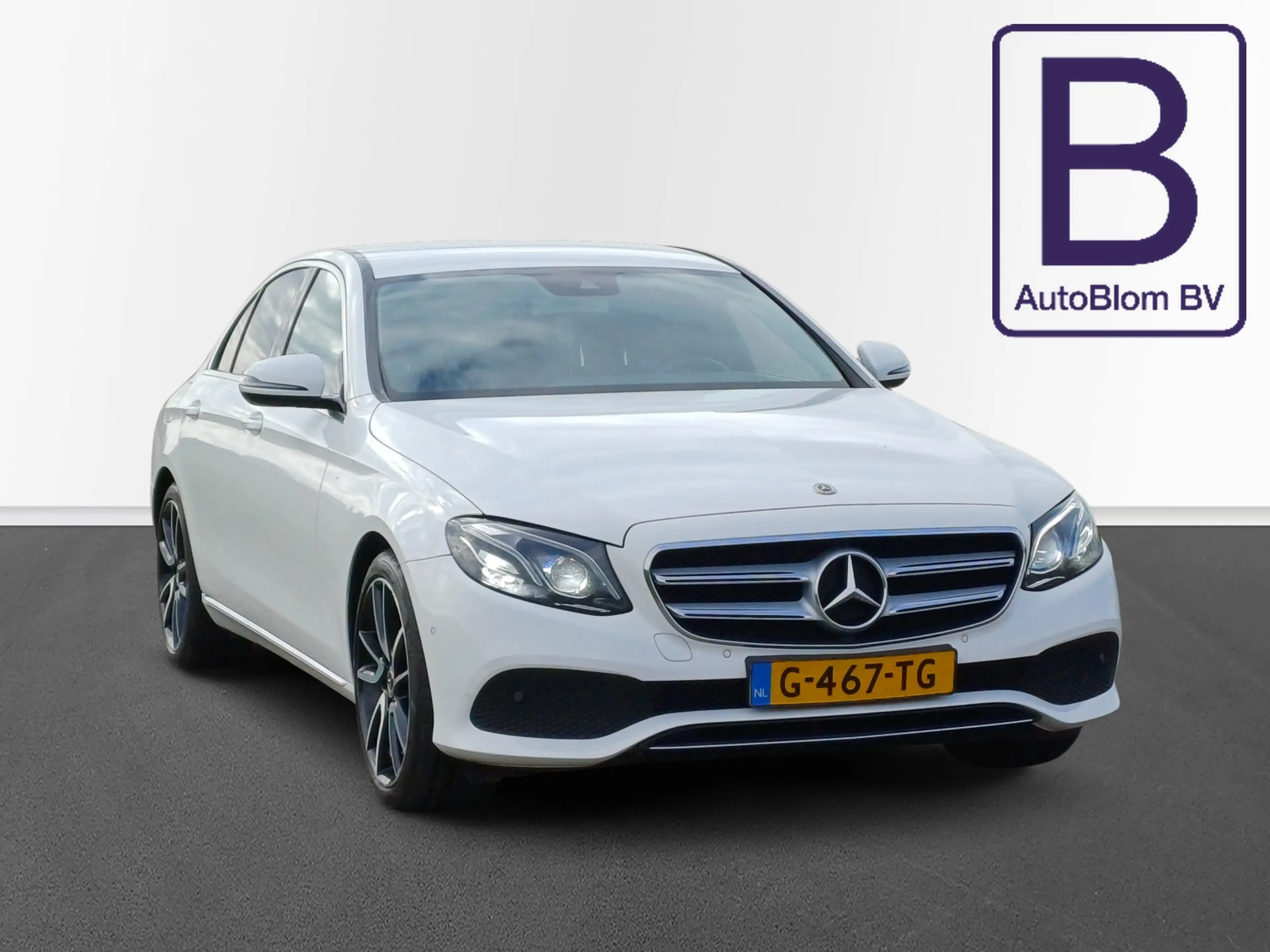 Mercedes-Benz E 200 Premium /Prachtige auto!/Sfeerverlichting/Camera/ — photo 5