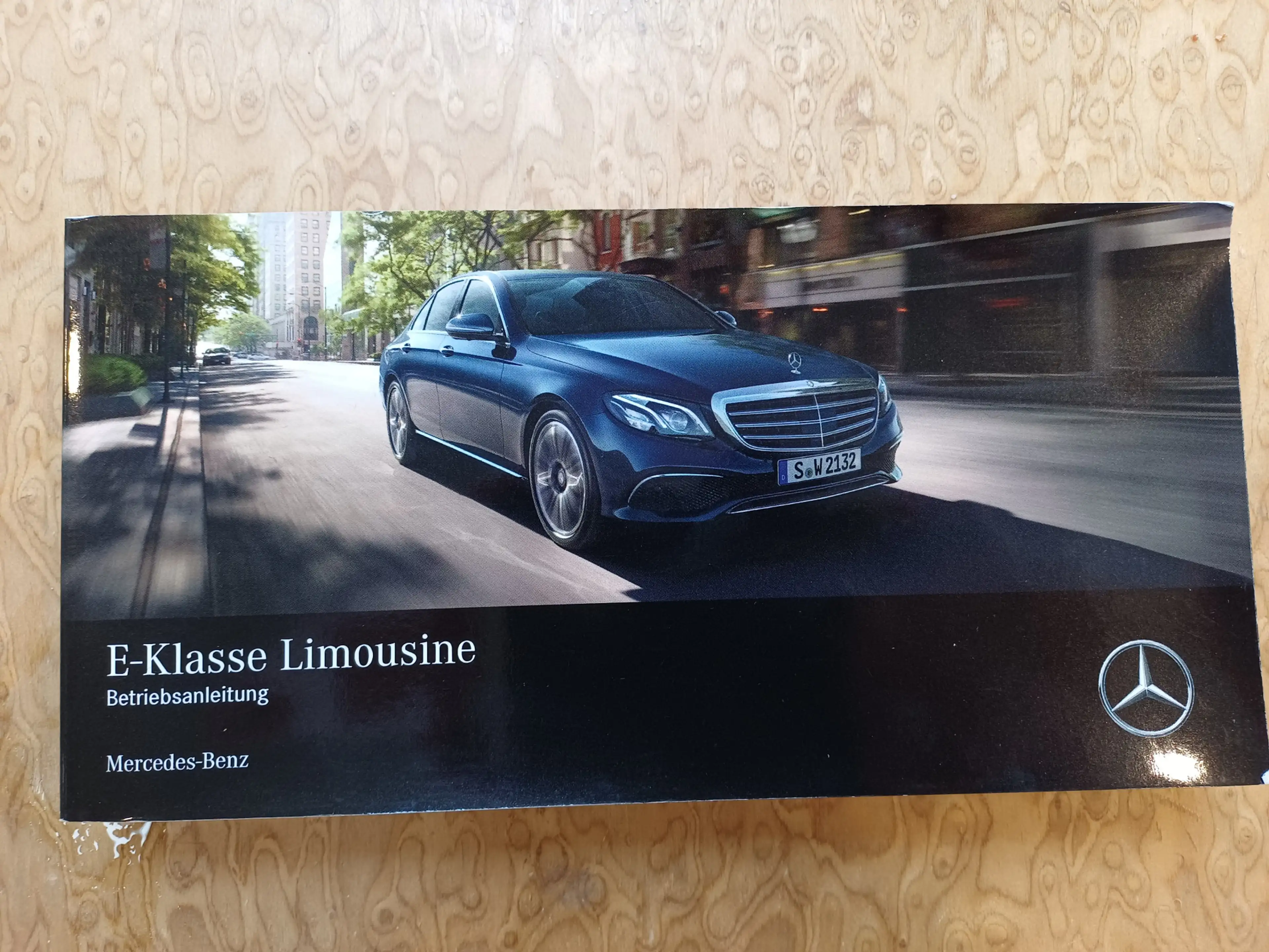 Mercedes-Benz E 200 Premium /Prachtige auto!/Sfeerverlichting/Camera/ — photo 42