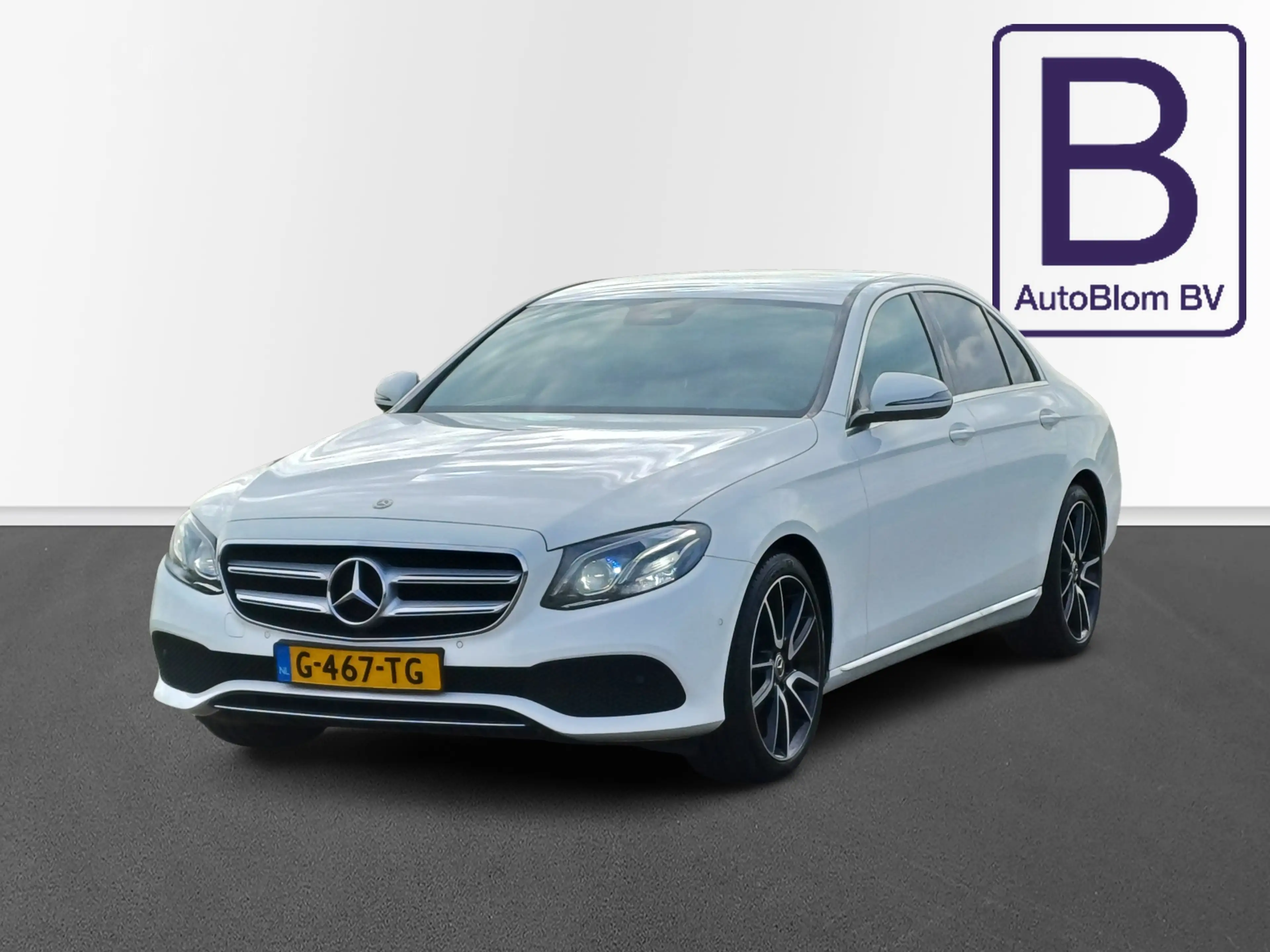 Mercedes-Benz E 200 Premium /Prachtige auto!/Sfeerverlichting/Camera/ — photo 3