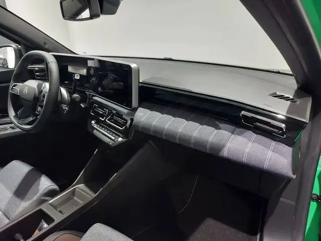 Renault R 5 view 15