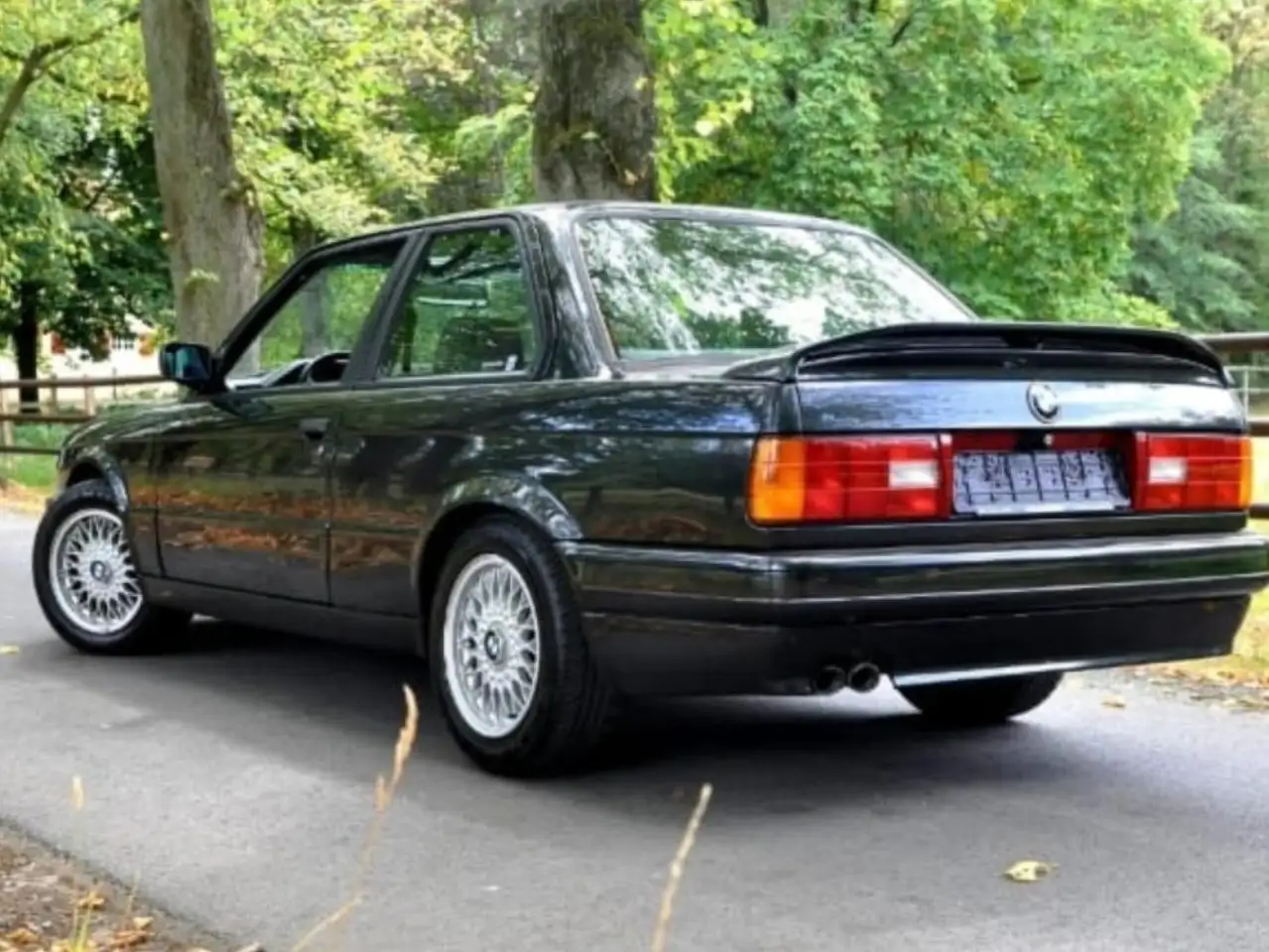 BMW 325i, foto 2
