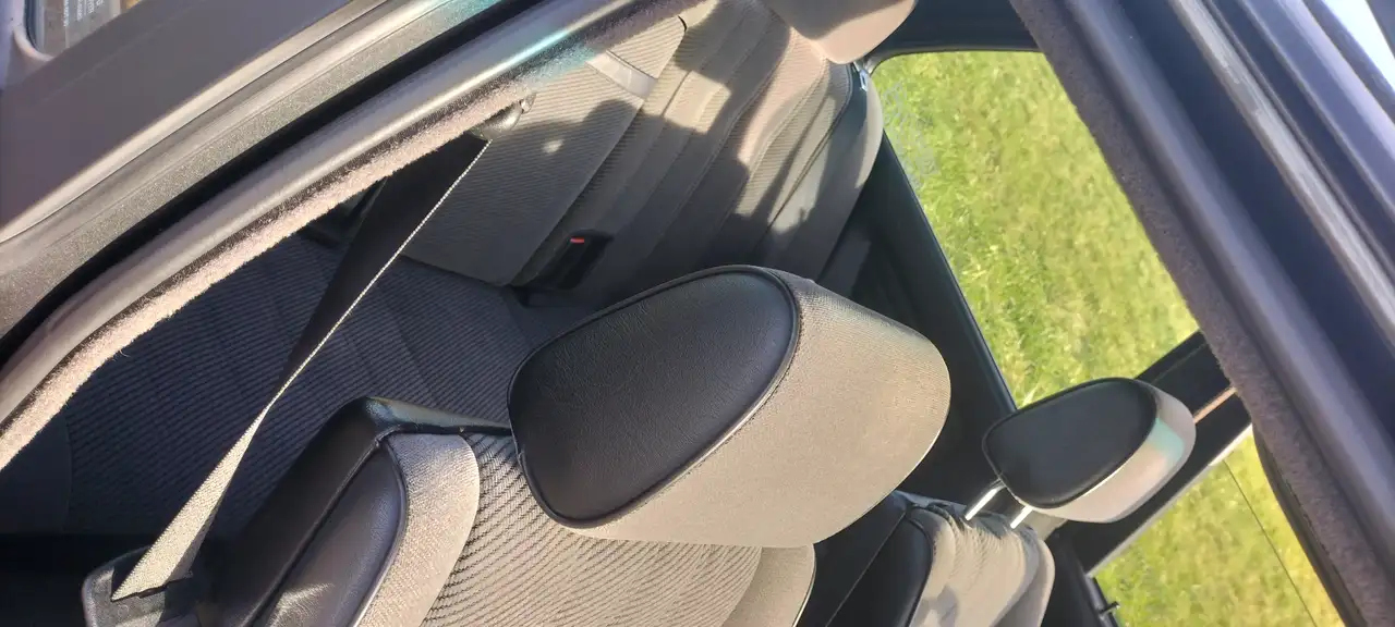 BMW 325i, foto 8