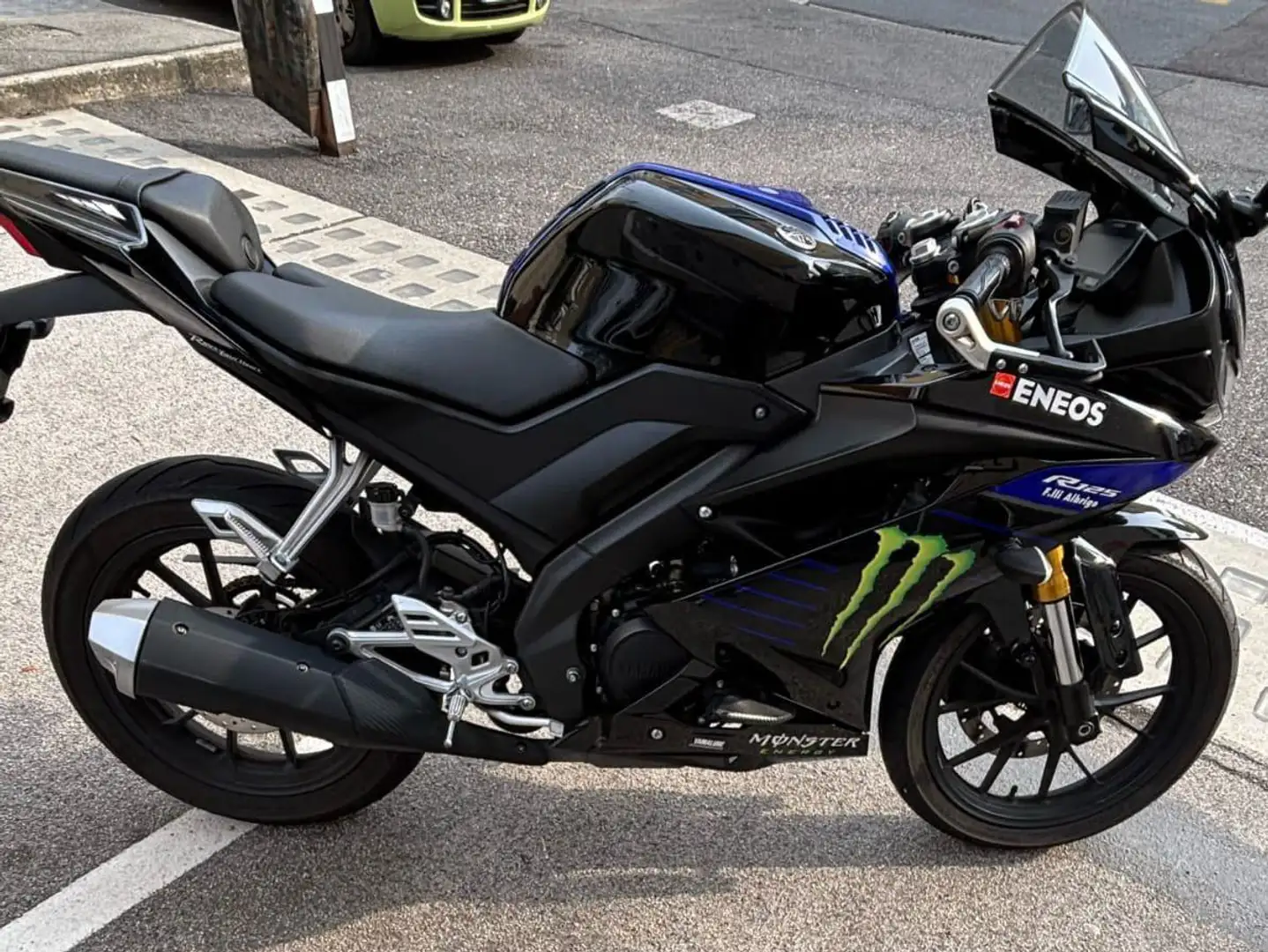 Yamaha YZF-R125 Yzfr 125 ABS Monster edition Noir - 2