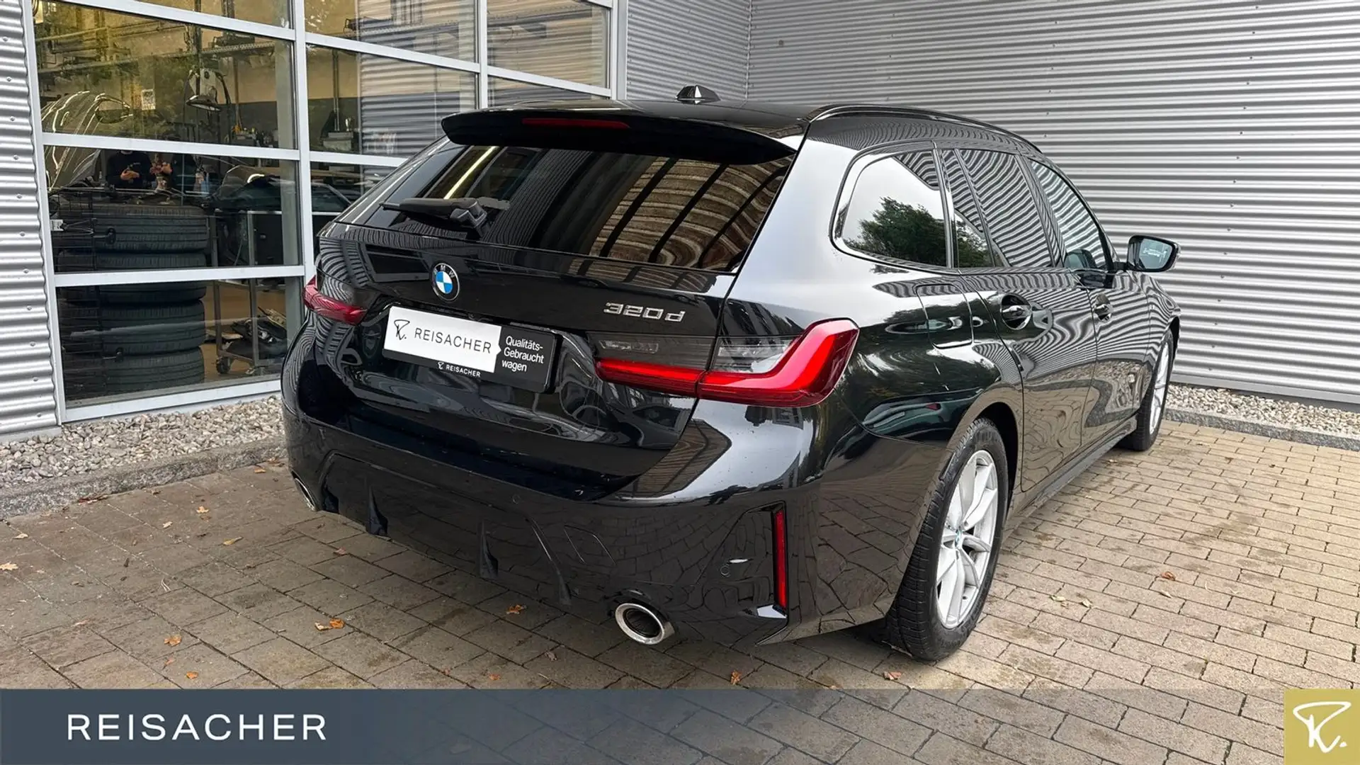 BMW 320 dA Touring M-Sport Navi HUD 360° ACC adLED Schwarz - 2