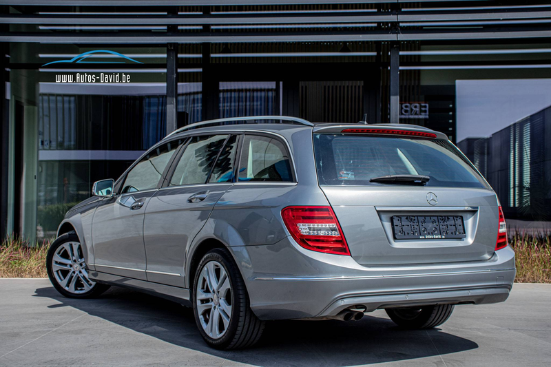 Mercedes-Benz C 200 CDI Avantgarde / AIRCO / PARKEERSENSOREN / NAVIGATIESYSTEEM / LICHT- EN REGENSENSOR ! — photo 2