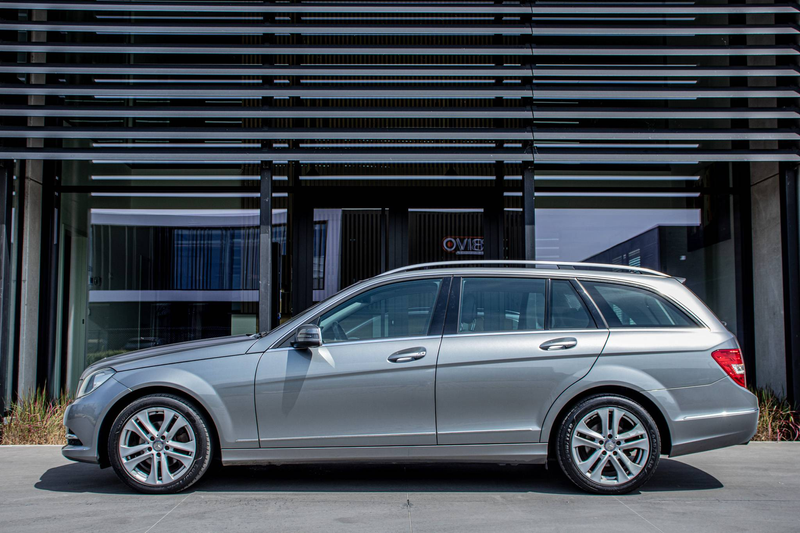 Mercedes-Benz C 200 CDI Avantgarde / AIRCO / PARKEERSENSOREN / NAVIGATIESYSTEEM / LICHT- EN REGENSENSOR ! — photo 11