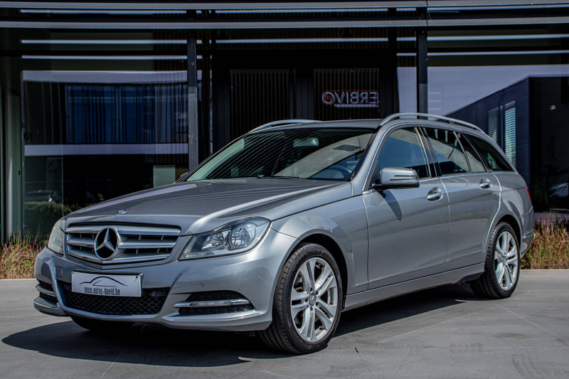 Mercedes-Benz C 200 CDI Avantgarde / AIRCO / PARKEERSENSOREN / NAVIGATIESYSTEEM / LICHT- EN REGENSENSOR ! — photo 4