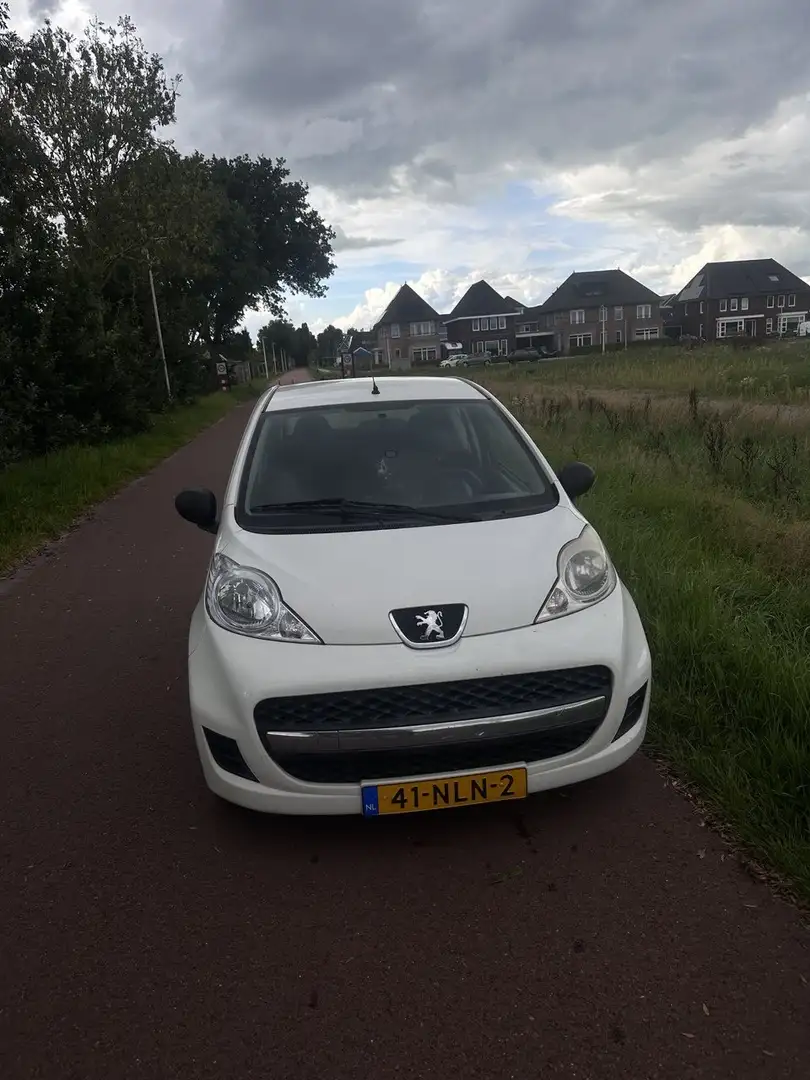 Peugeot 107 70 Filou Wit - 2