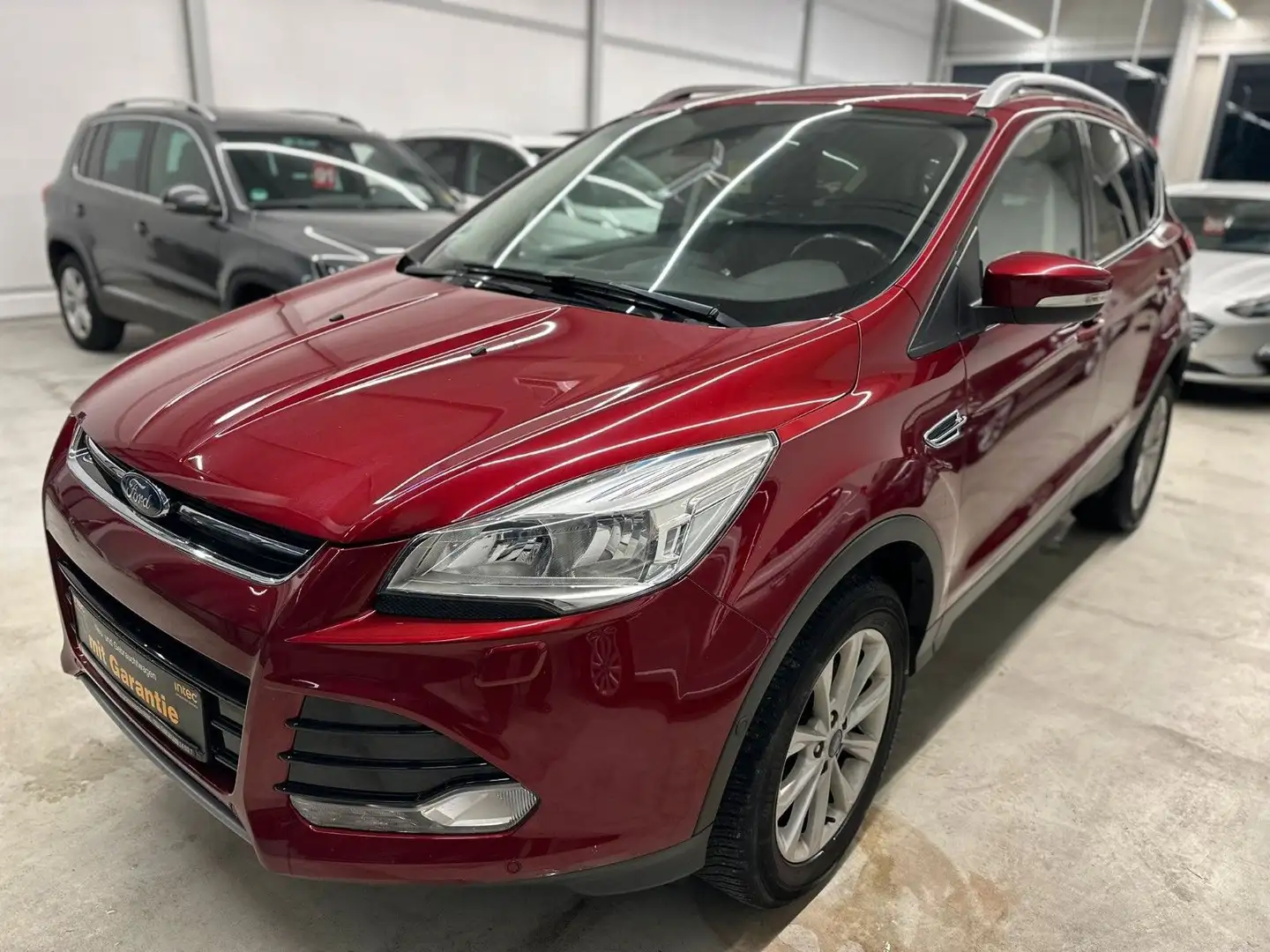 Ford Kuga 2,0Titanium*PDC*NAVI*TEMPOMAT*AHK*SHZ*KLIMA Rouge - 1