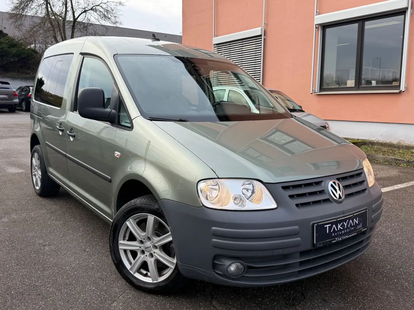 Volkswagen Caddy Life 5-Sitzer / Klimaaut. / SHZ / S-Heft Grün - 1