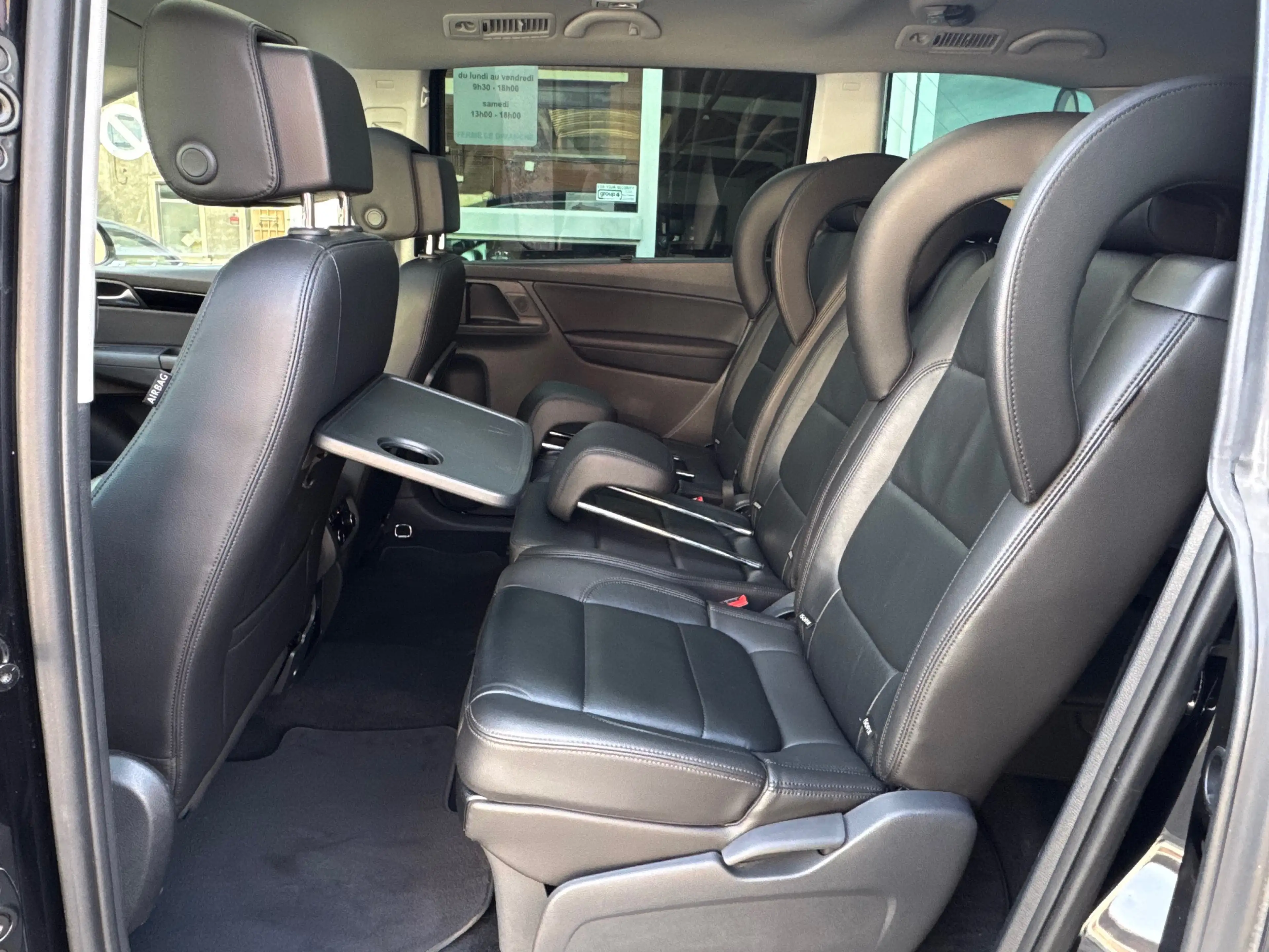 Volkswagen Sharan 1.4TSI DSG 7place Toit Pano Feux Led Xénon Cuir Carnet Full Options — photo 15