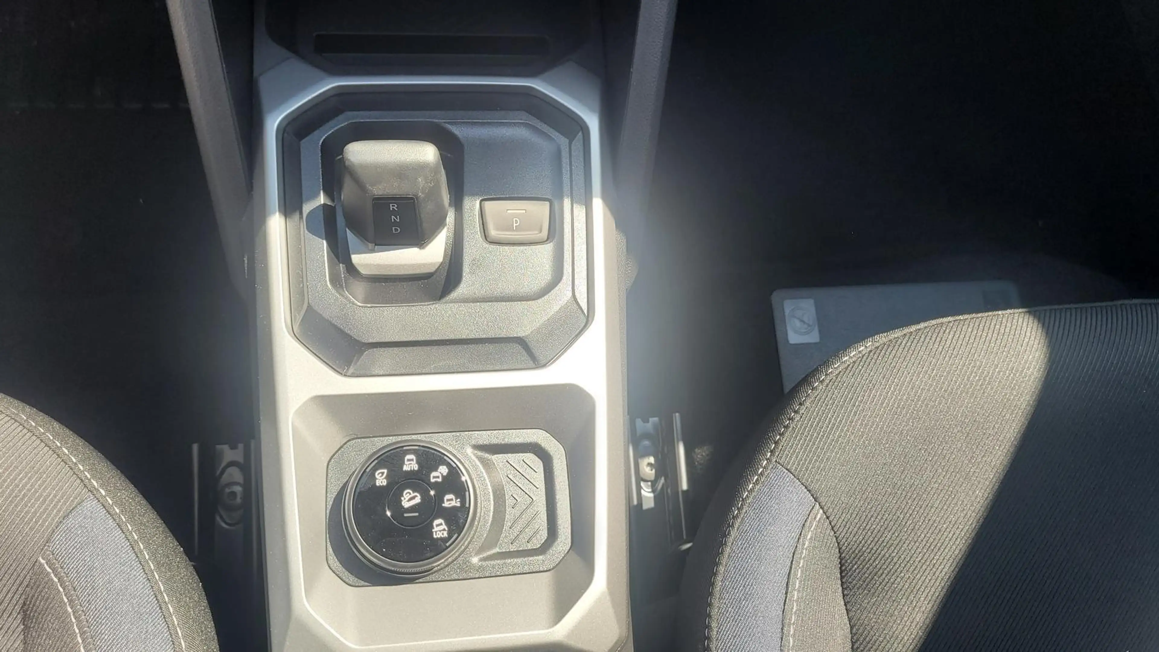 Dacia Bigster Hybrid-G 150 4x4 4x4*LED*Shzg*PDC*Cam*BFS*17Zol... — photo 8