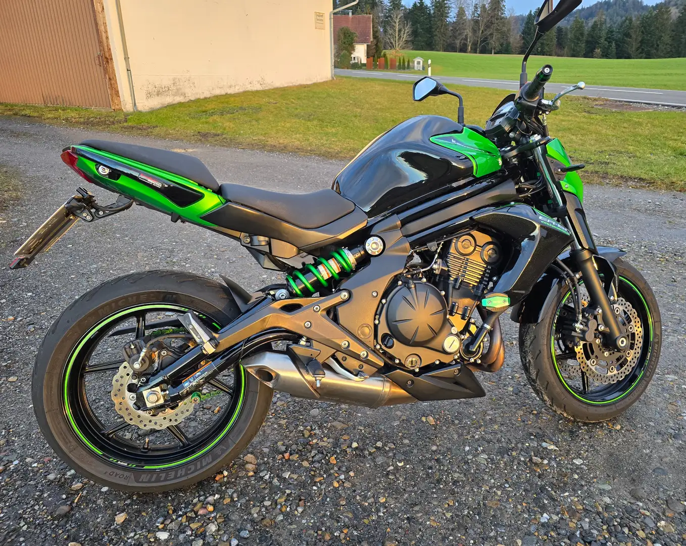 Kawasaki ER - 6 N Grün - 1