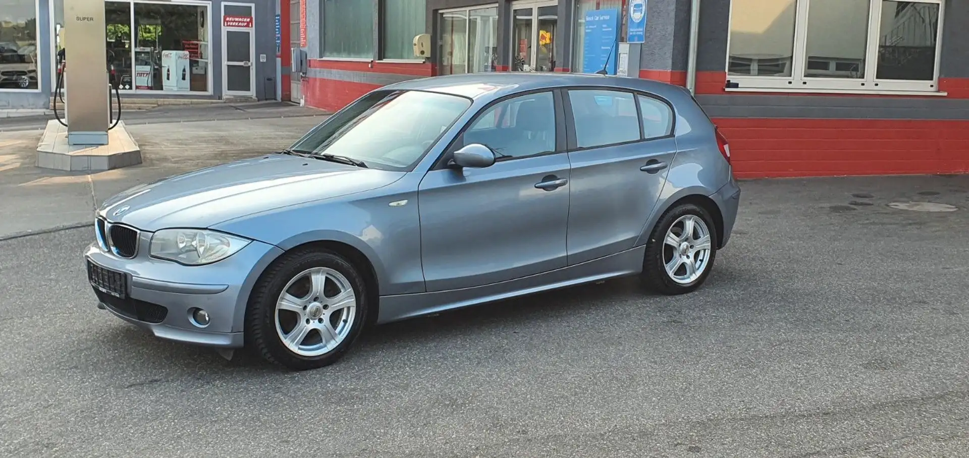 BMW 116 i KLIMA*SHZ*Standheizung*102000KM*TÜV-08/2025 Blau - 1