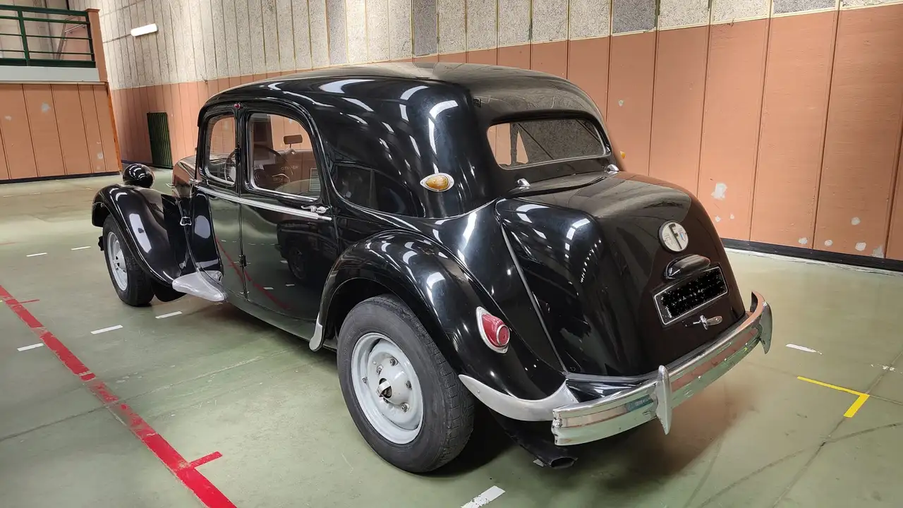 Citroen 15 SIX, foto 2