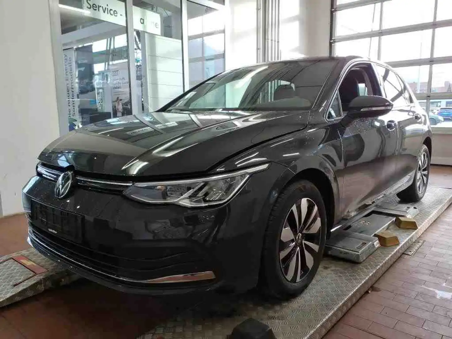 Volkswagen Golf VIII Move 1.5 TSI / App-Connect, LED, SHZ Grau - 2