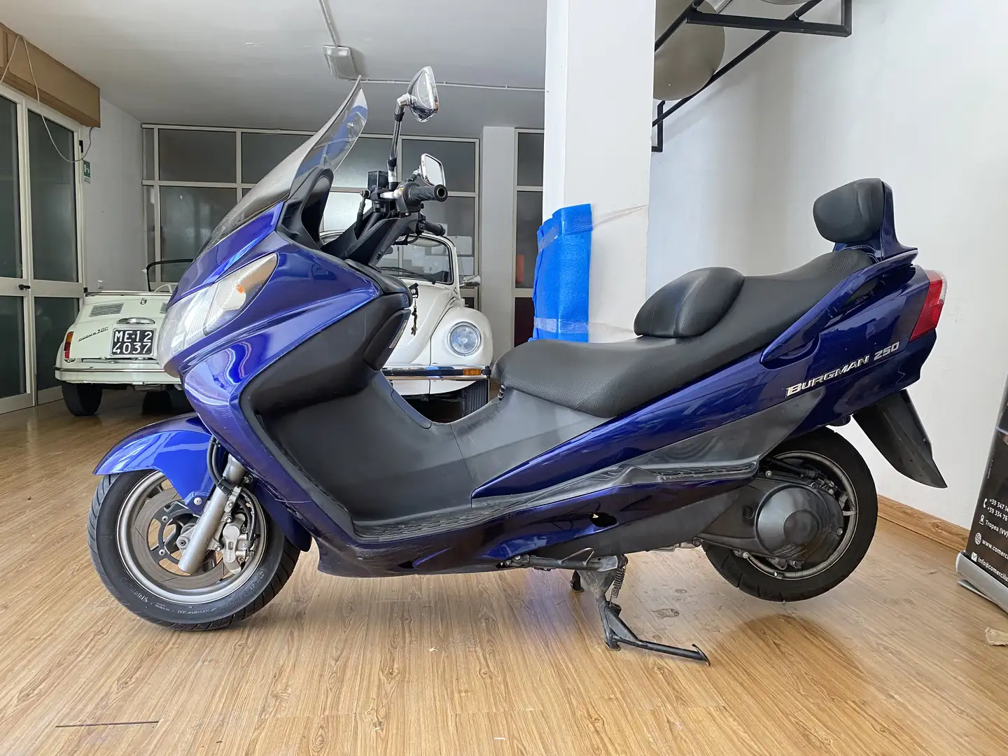 Suzuki Burgman 250 - 1