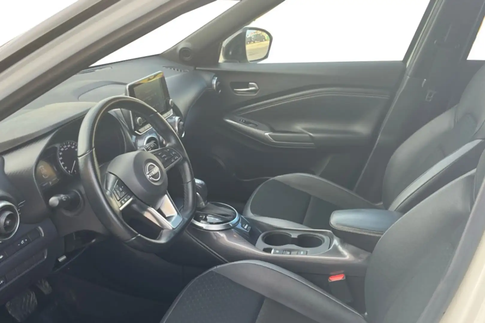 Nissan Juke 1.6 HYBRID HEV 105KW N-CONNECTA AUTO 143 5P Blanco - 2