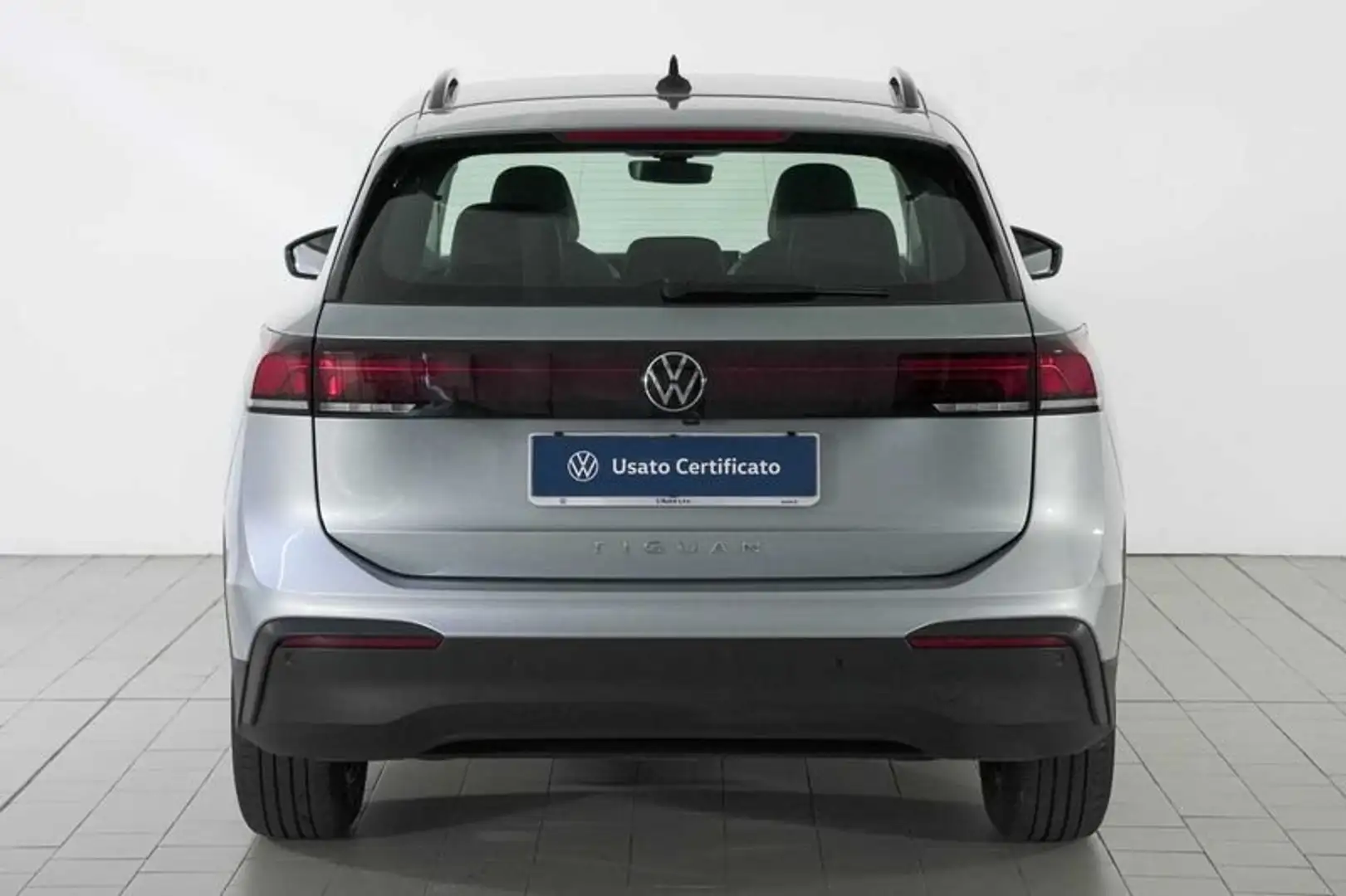 Volkswagen Tiguan 2.0 TDI SCR LIFE DSG 150 CV Grigio - 2