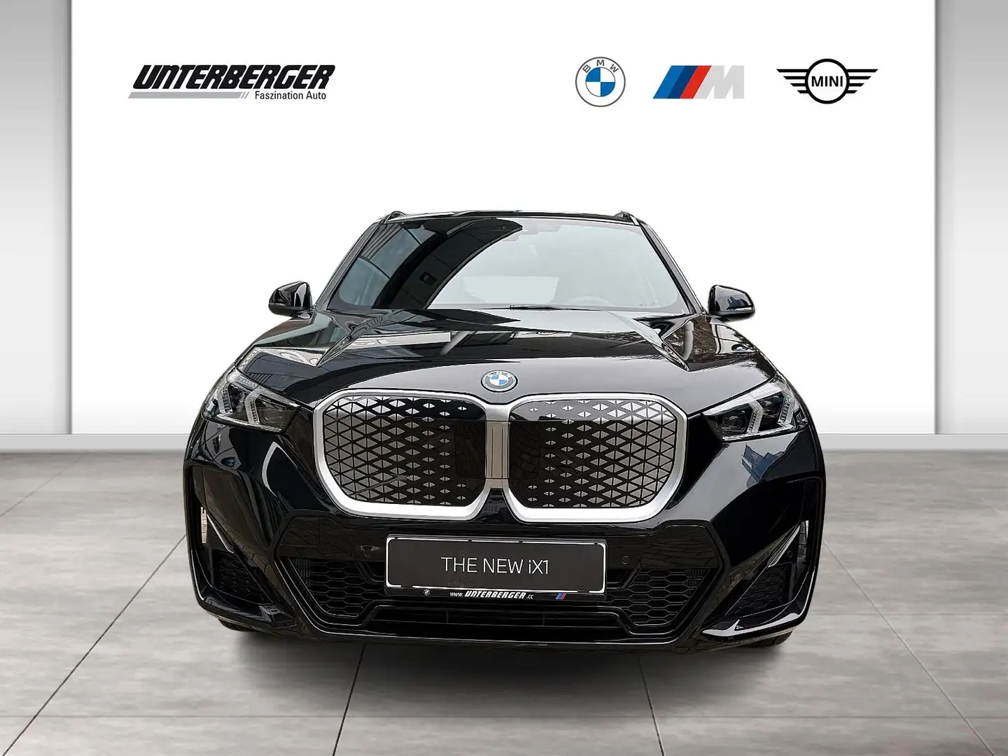 BMW iX1 eDrive20 M Sportpaket | Premiumpaket | AHK Schwarz - 2