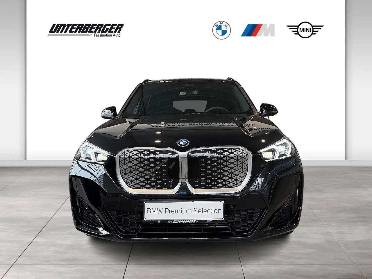 BMW iX1 eDrive20 M Sportpaket | Premiumpaket | AHK 2