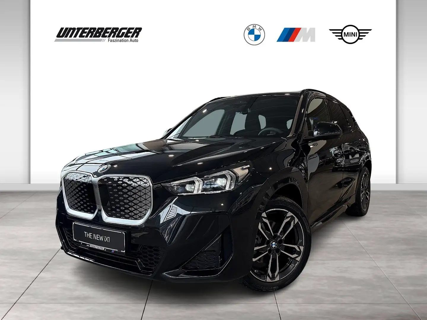 BMW iX1 eDrive20 M Sportpaket | Premiumpaket | AHK Schwarz - 1